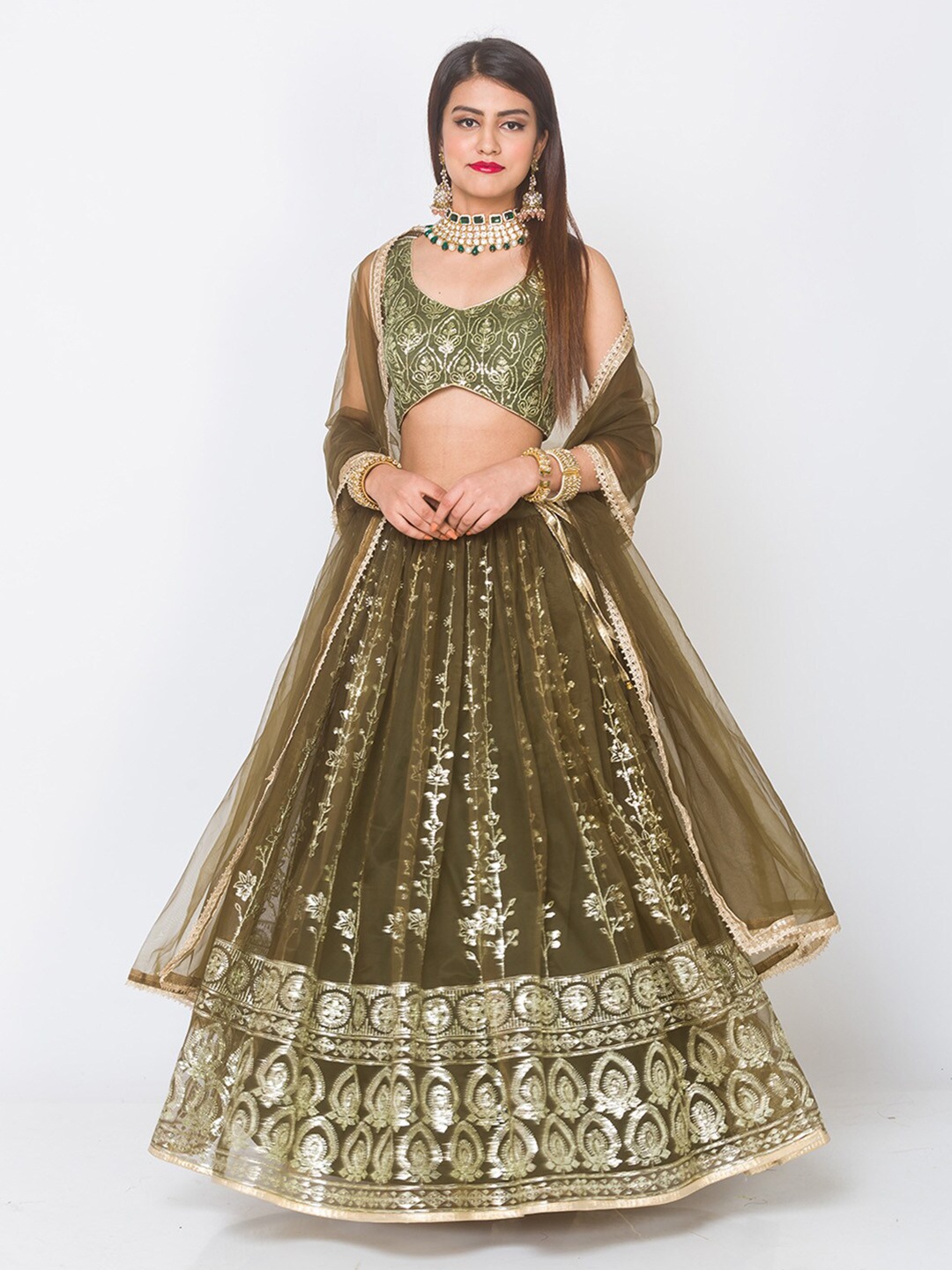 6Y COLLECTIVE Olive Green & Gold-Toned Semi-stitched Lehenga-unstitched blouse & dupatta
6Y COLLECTIVE Olive Green & Gold-Toned Semi-stitched Lehenga-unstitched blouse & dupatta