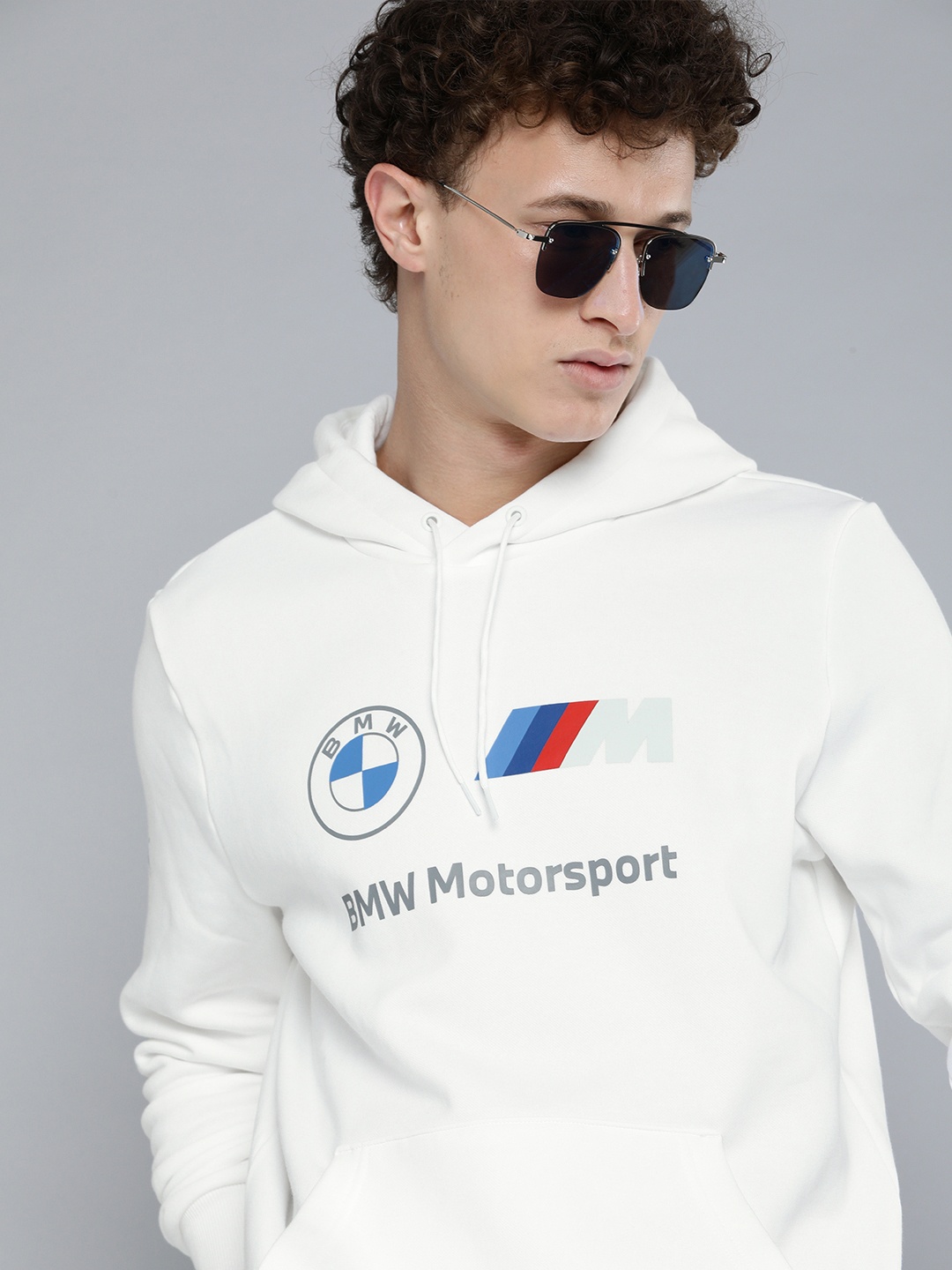 PUMA Motorsport Men White Printed BMW Essential Hooded Motorsports Sweatshirt