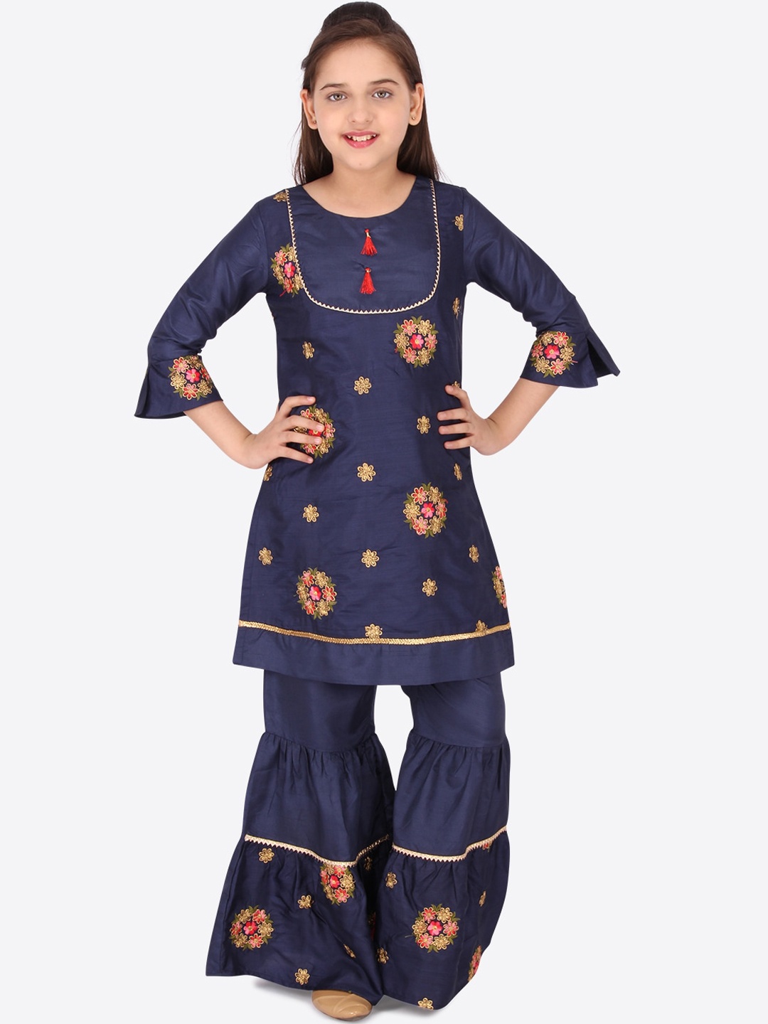 CUTECUMBER Girls Navy Blue Ethnic Motifs Embroidered Regular Kurti with Sharara
CUTECUMBER Girls Navy Blue Ethnic Motifs Embroidered Regular Kurti with Sharara