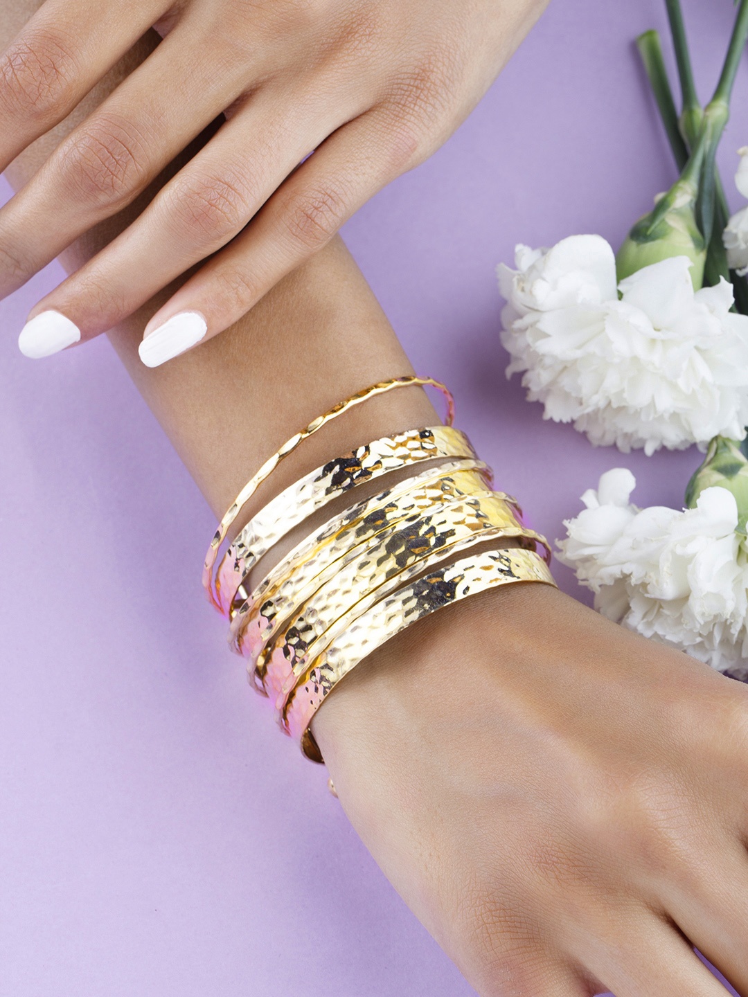TOKYO TALKIES X rubans FASHION ACCESSORIES Gold-Plated Handcrafted Multistrand Bracelet
TOKYO TALKIES X rubans FASHION ACCESSORIES Gold-Plated Handcrafted Multistrand Bracelet