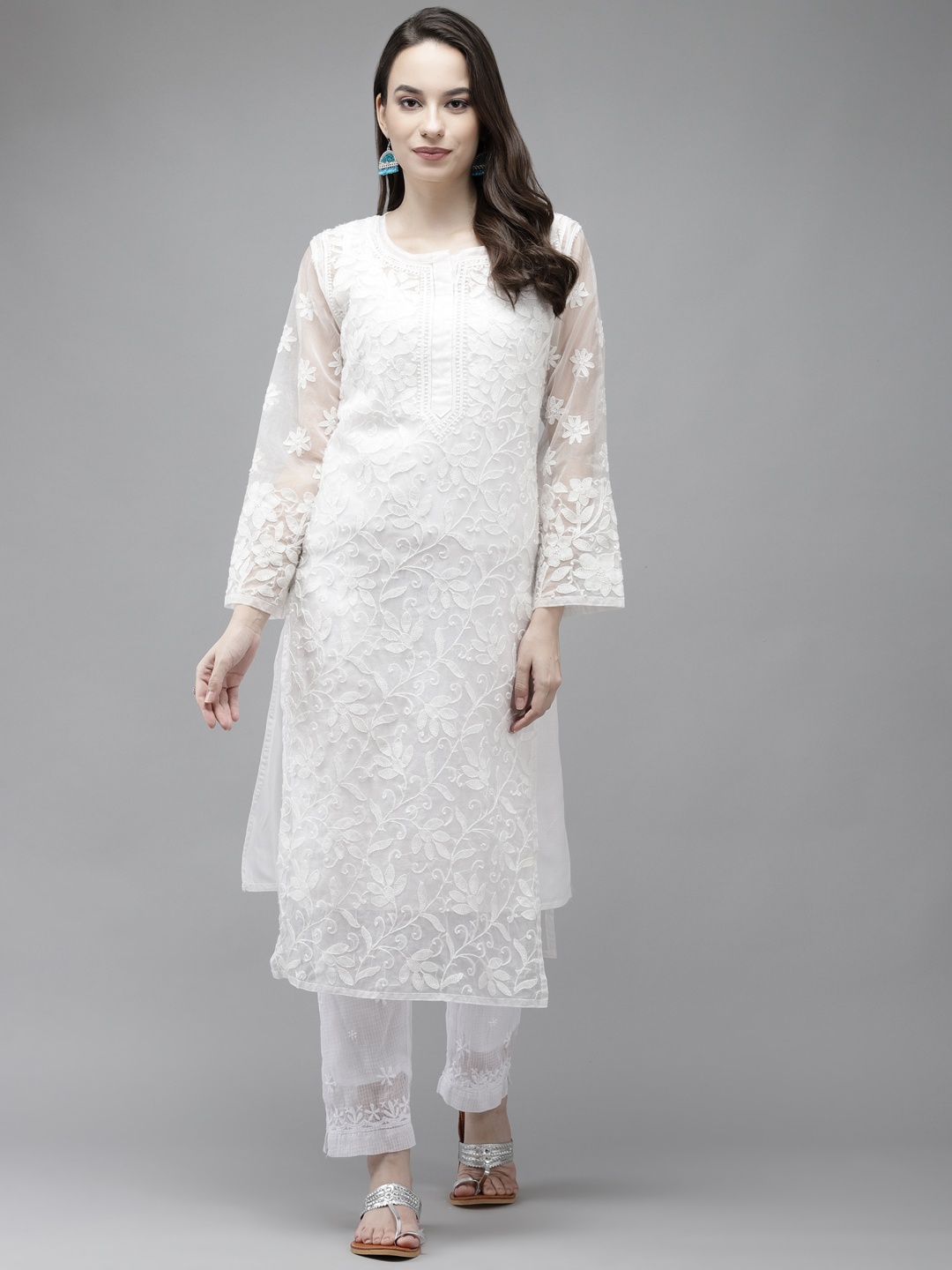 ADA Women White Ethnic Motifs Embroidered Chikankari Handloom Kurta with a Matching Slip
ADA Women White Ethnic Motifs Embroidered Chikankari Handloom Kurta with a Matching Slip
