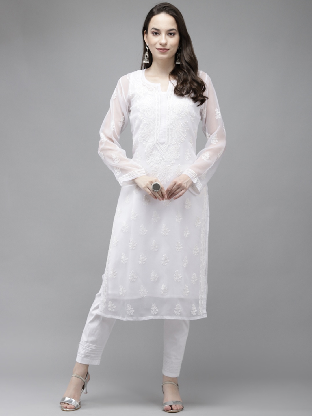 ADA Women White Ethnic Motifs Embroidered Regular Chikankari Handloom Kurta with Trousers
ADA Women White Ethnic Motifs Embroidered Regular Chikankari Handloom Kurta with Trousers