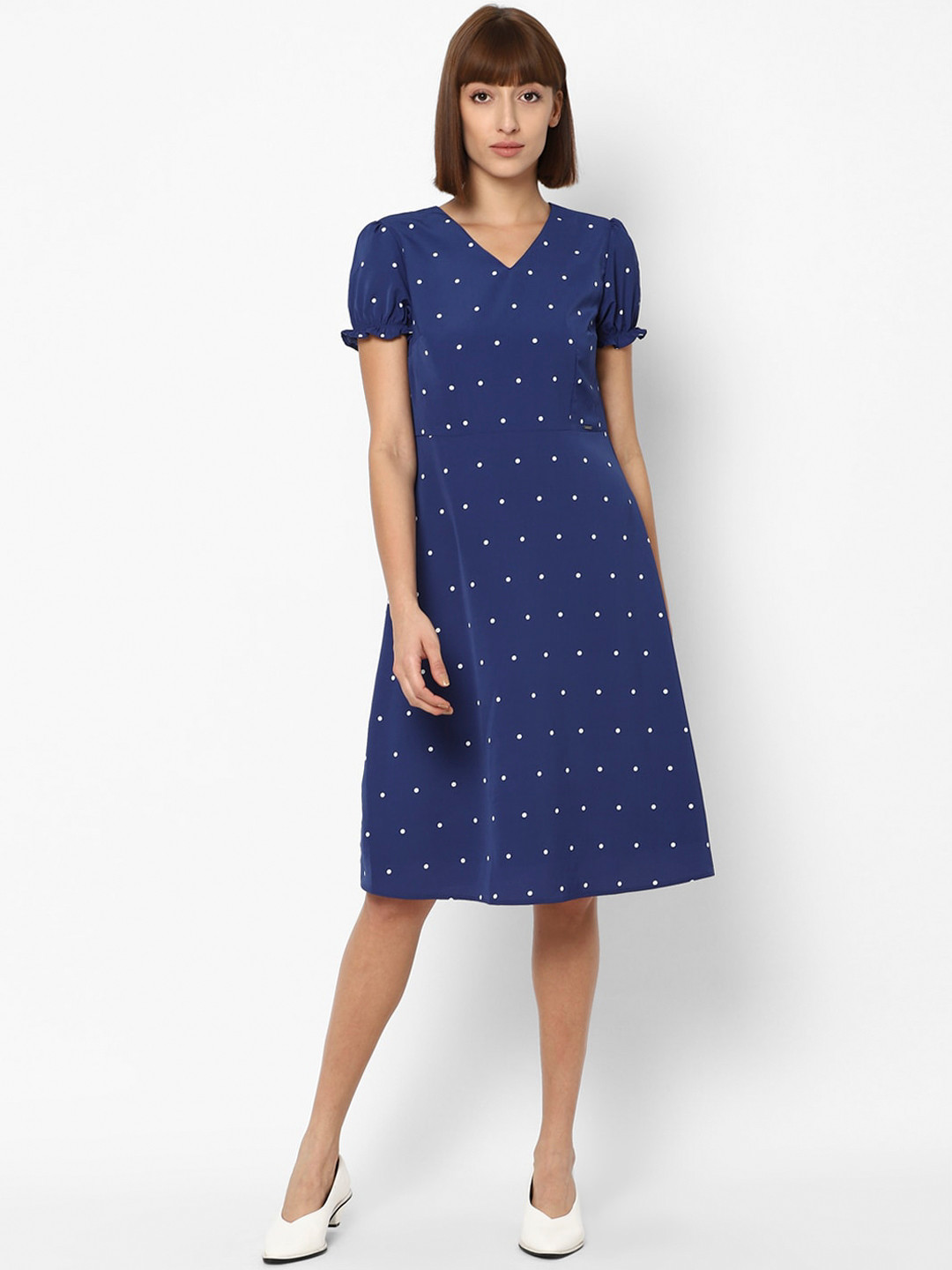 Allen Solly Woman Women Blue & White Polka Dot Dress
Allen Solly Woman Women Blue & White Polka Dot Dress
