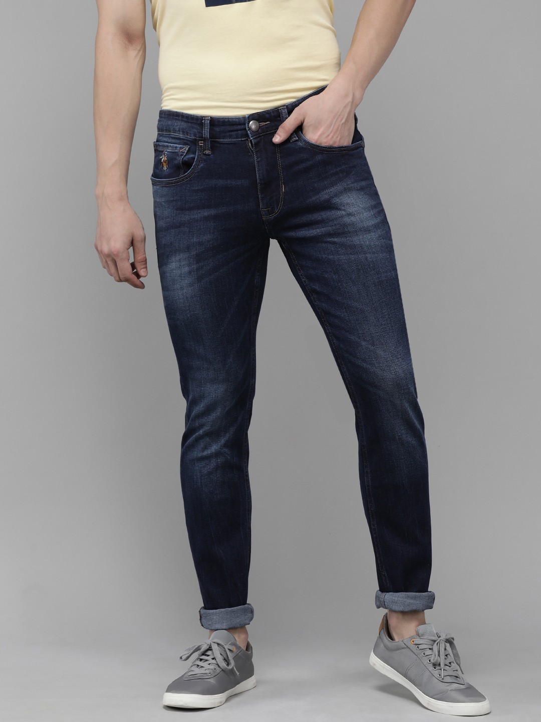 U.S. Polo Assn. Denim Co. Men Blue Regallo Skinny Light Fade Mid-Rise Stretchable Jeans
U.S. Polo Assn. Denim Co. Men Blue Regallo Skinny Light Fade Mid-Rise Stretchable Jeans