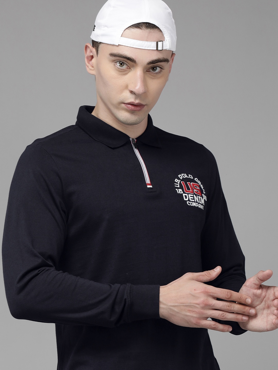 U.S. Polo Assn. Denim Co. Men Navy Blue Solid Brand Logo Embroidered Pure Cotton T-shirt
U.S. Polo Assn. Denim Co. Men Navy Blue Solid Brand Logo Embroidered Pure Cotton T-shirt