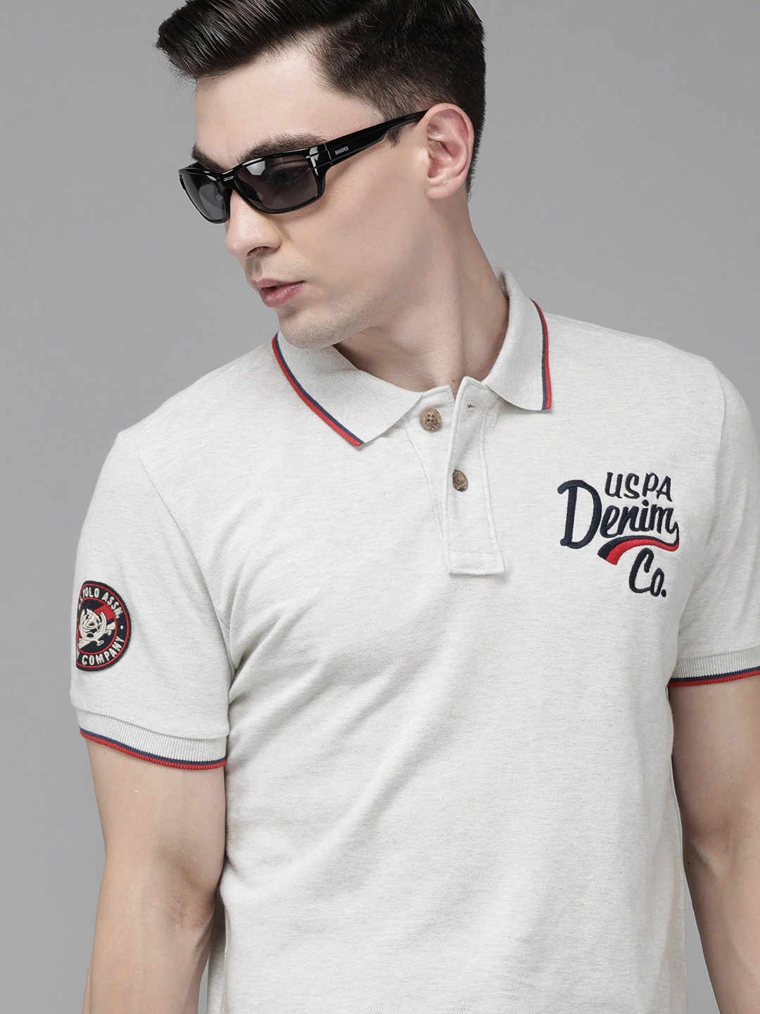 U.S. Polo Assn. Denim Co. Men Off-White Solid Brand Logo Embroidered Pure Cotton T-shirt
U.S. Polo Assn. Denim Co. Men Off-White Solid Brand Logo Embroidered Pure Cotton T-shirt