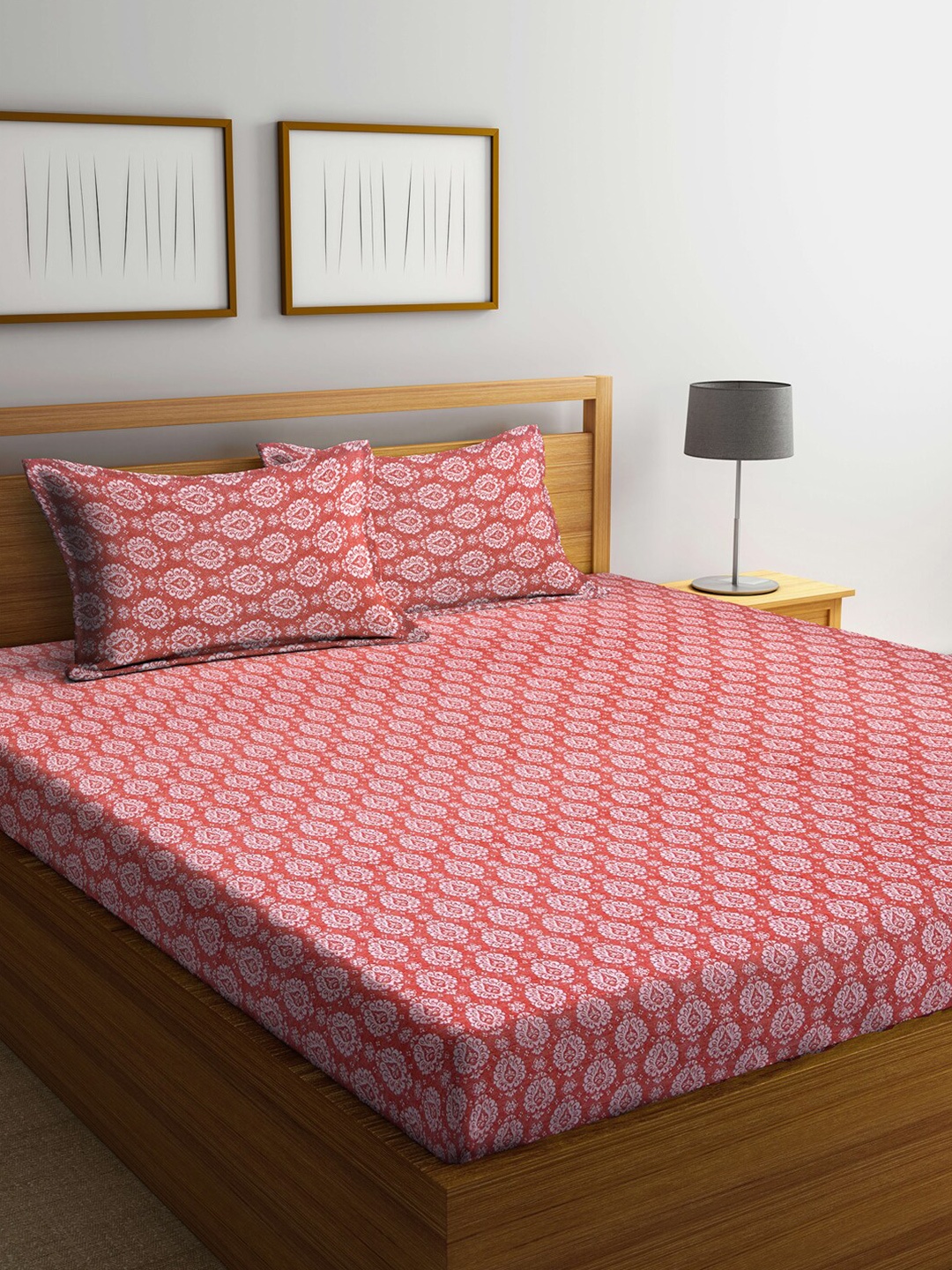 Arrabi Brown & White Ethnic Motifs 300 TC Cotton Super King Bedsheet With 2 Pillow Covers
Arrabi Brown & White Ethnic Motifs 300 TC Cotton Super King Bedsheet With 2 Pillow Covers