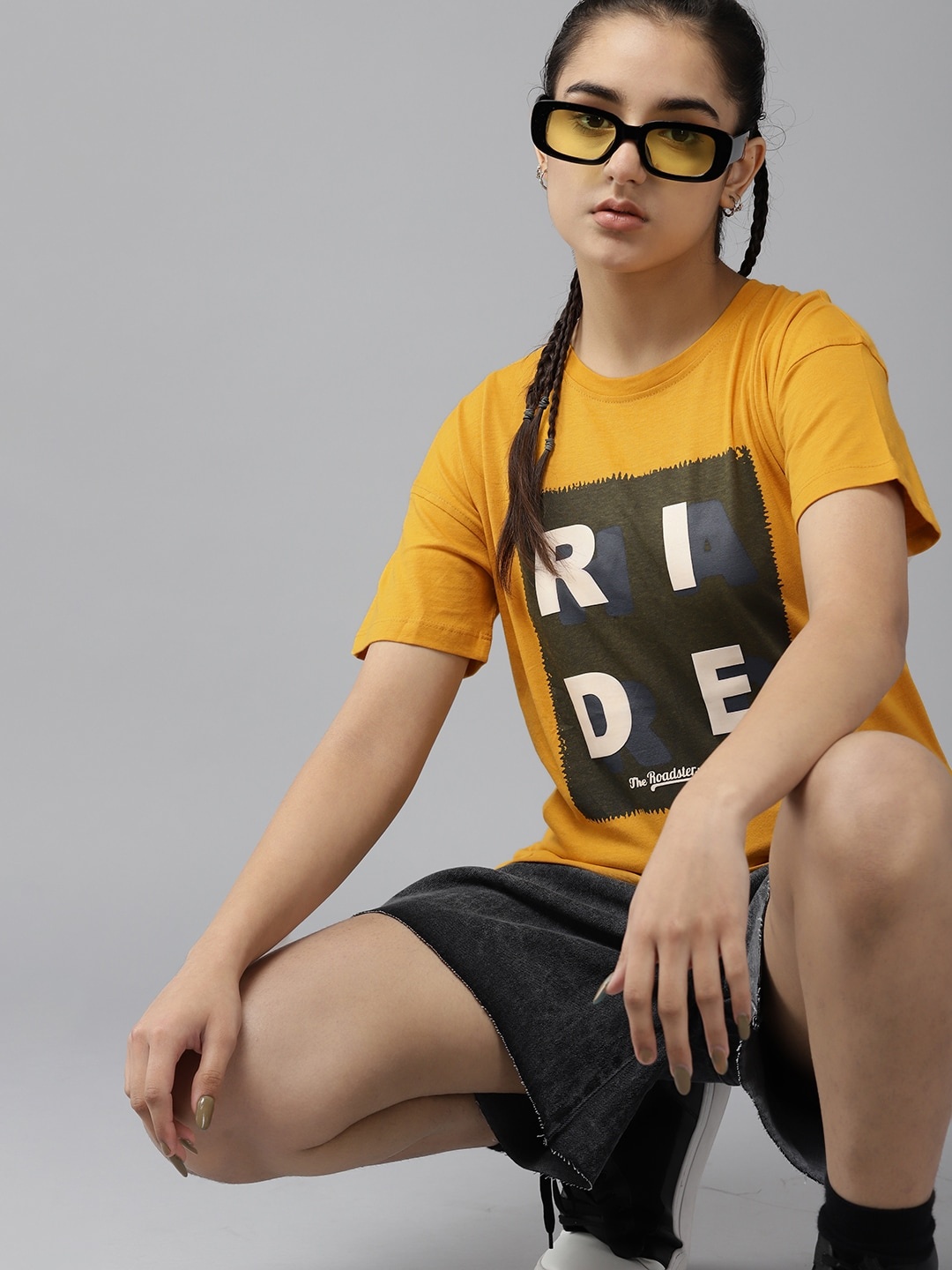 UTH by Roadster Girls Mustard Yellow & Olive Green Typography Printed Pure Cotton T-shirt
UTH by Roadster Girls Mustard Yellow & Olive Green Typography Printed Pure Cotton T-shirt