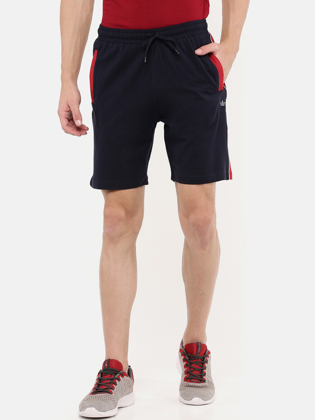 DIXCY SCOTT Men Navy Blue Sports Shorts With A Concealed Zipper Pocket 
DIXCY SCOTT Men Navy Blue Sports Shorts With A Concealed Zipper Pocket