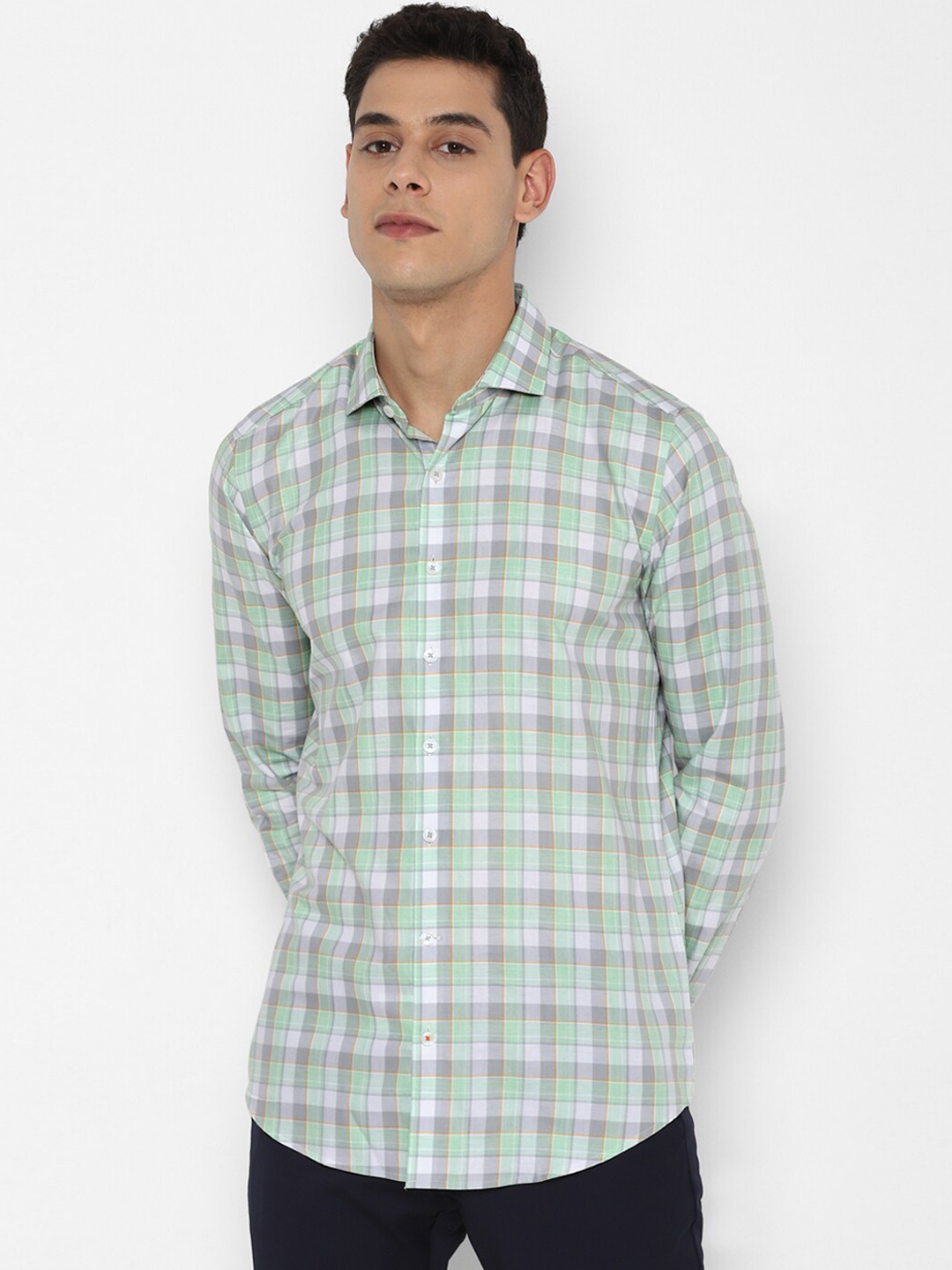 SIMON CARTER LONDON Men Green Slim Fit Tartan Checks Opaque Checked Casual Shirt
SIMON CARTER LONDON Men Green Slim Fit Tartan Checks Opaque Checked Casual Shirt