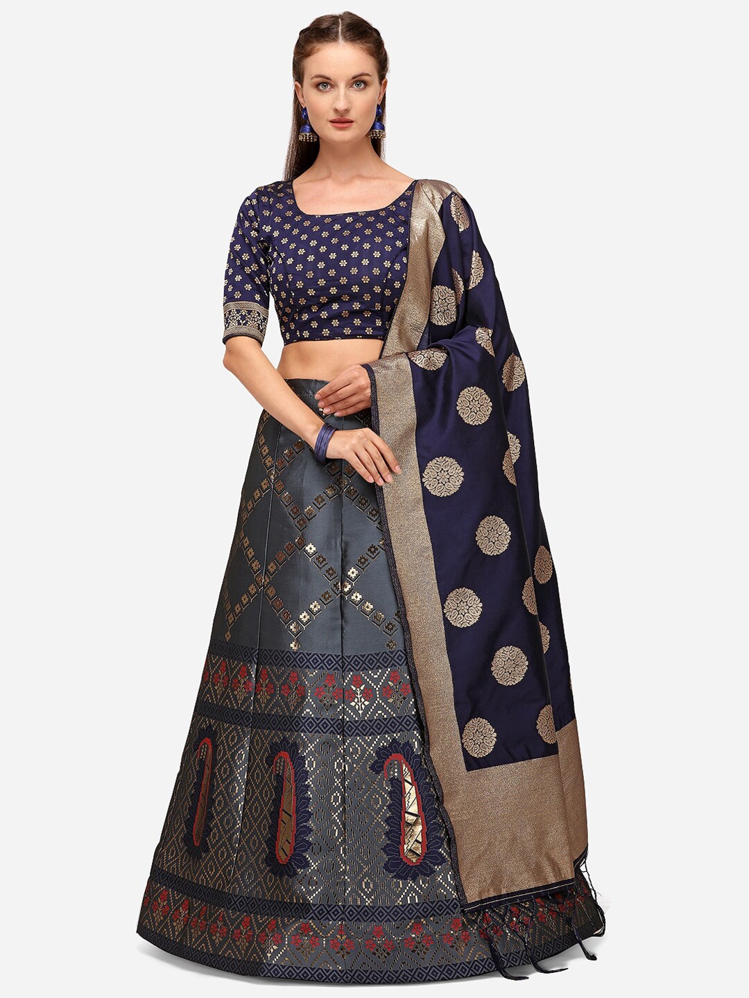 JATRIQQ Blue & Gold-Toned Semi-Stitched Lehenga & Unstitched Blouse With Dupatta
JATRIQQ Blue & Gold-Toned Semi-Stitched Lehenga & Unstitched Blouse With Dupatta