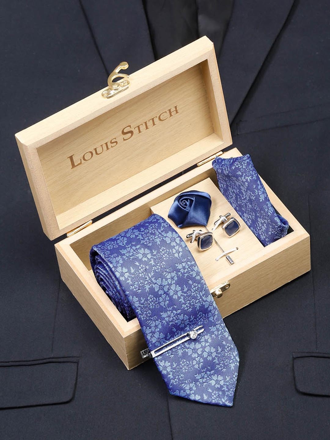 LOUIS STITCH Men Floral Self Design Italian Silk Necktie Accessory Gift Set, Blue
LOUIS STITCH Men Floral Self Design Italian Silk Necktie Accessory Gift Set, Blue