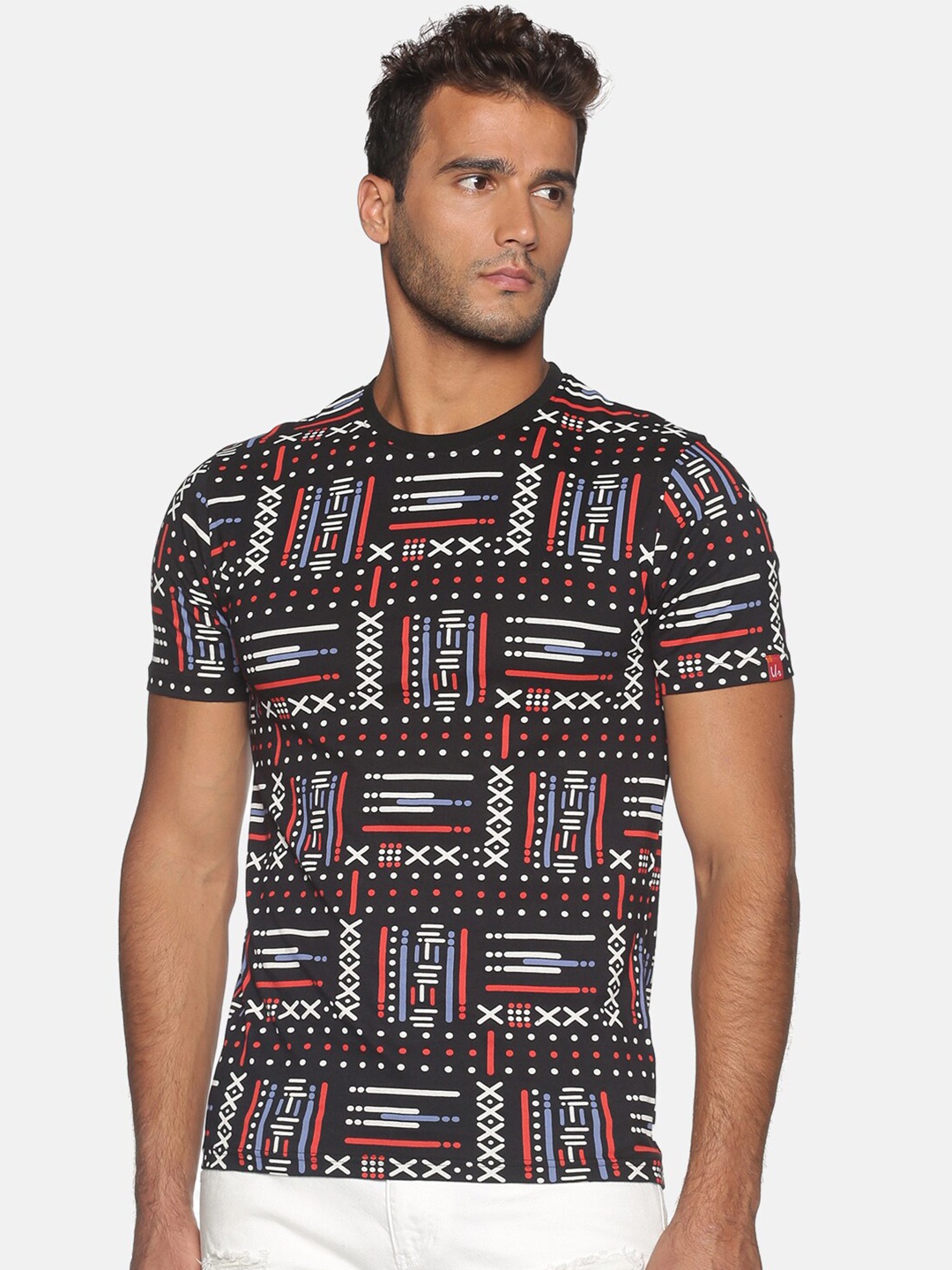 UrGear Men Black Printed Pockets T-shirt