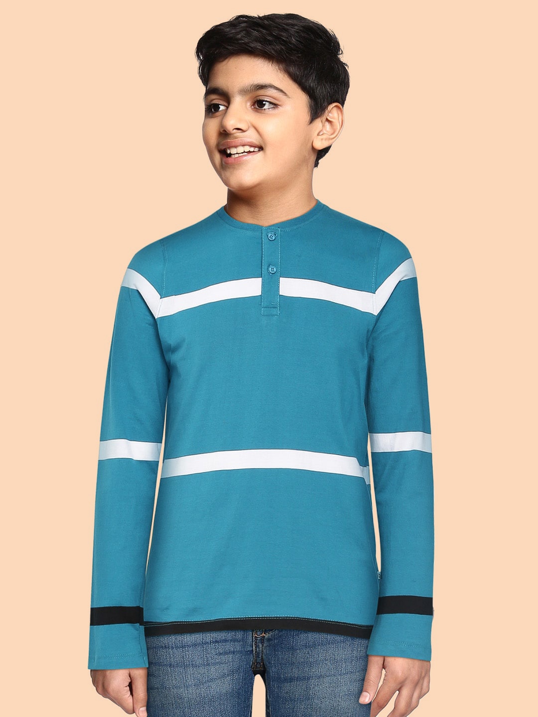 UTH by Roadster Boys Teal Blue White Striped Pure Cotton Henley Neck Pure Cotton T-shirt
UTH by Roadster Boys Teal Blue White Striped Pure Cotton Henley Neck Pure Cotton T-shirt