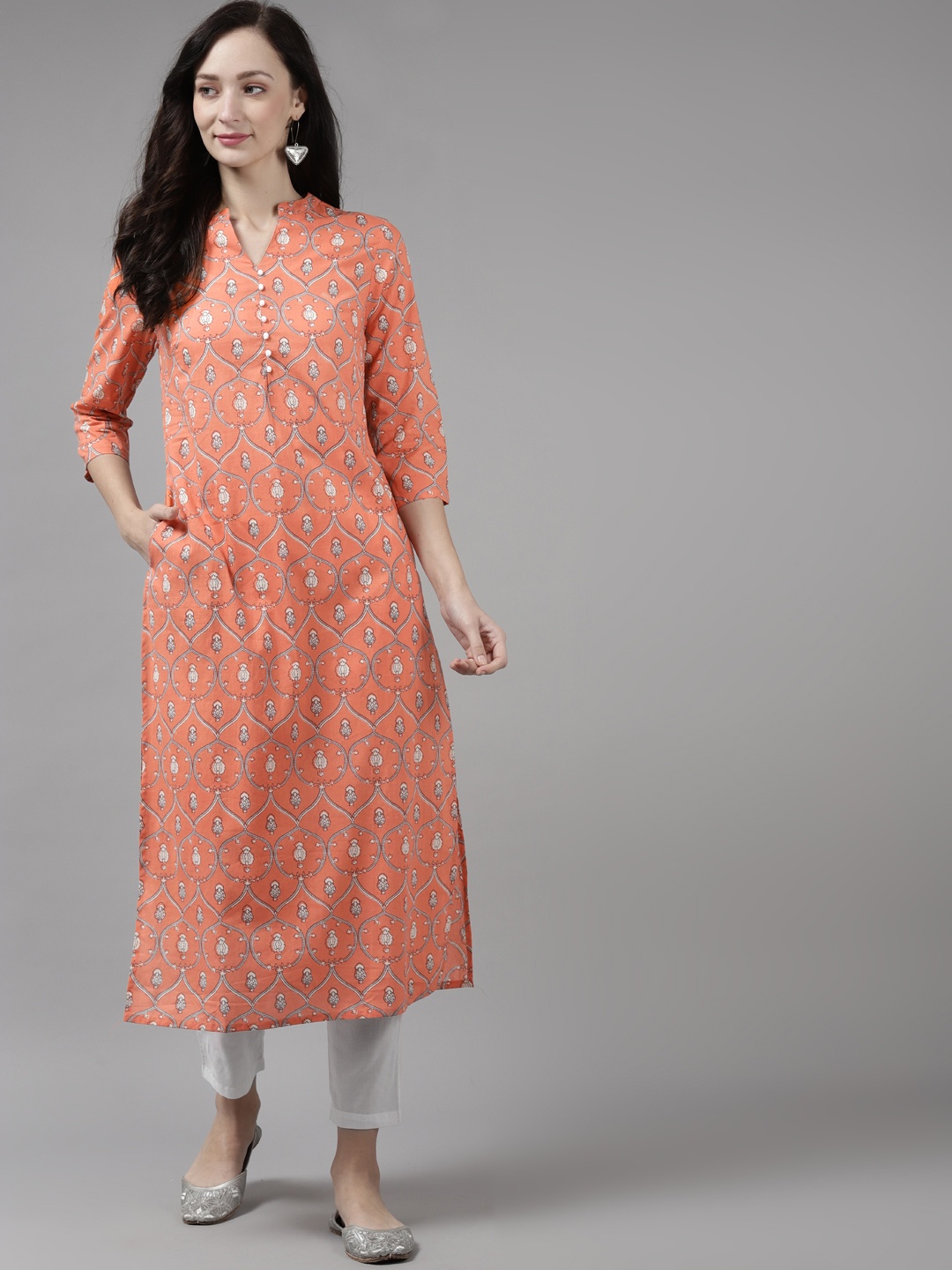 Amirah s Women Peach-Coloured Ethnic Motifs Printed Regular Pure Cotton Kurta with Trousers
Amirah s Women Peach-Coloured Ethnic Motifs Printed Regular Pure Cotton Kurta with Trousers