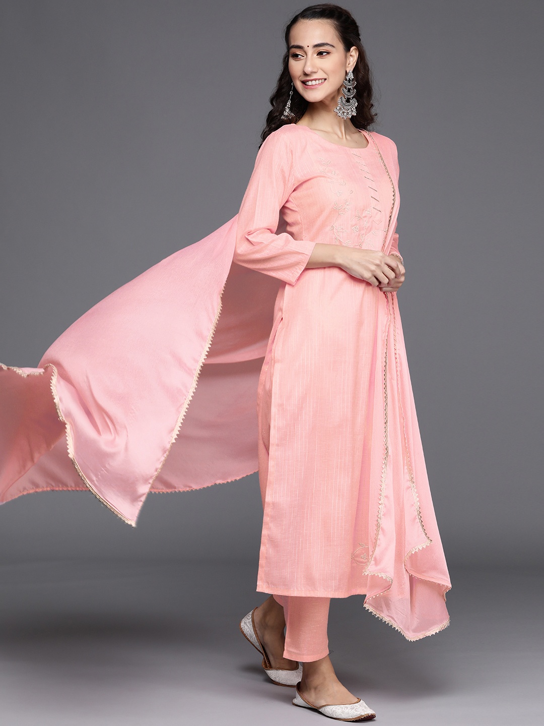 Libas Women Pink & Silver Striped Thread Work Cotton Kurta with Trousers & With Dupatta
Libas Women Pink & Silver Striped Thread Work Cotton Kurta with Trousers & With Dupatta