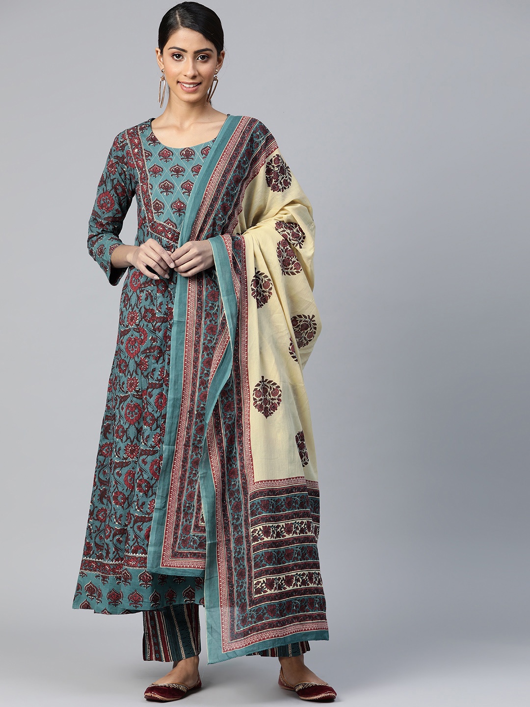 AHIKA Women Teal Ethnic Motifs Printed Regular Gotta Patti Pure Cotton Kurta with Palazzos & With Dupatta
AHIKA Women Teal Ethnic Motifs Printed Regular Gotta Patti Pure Cotton Kurta with Palazzos & With Dupatta