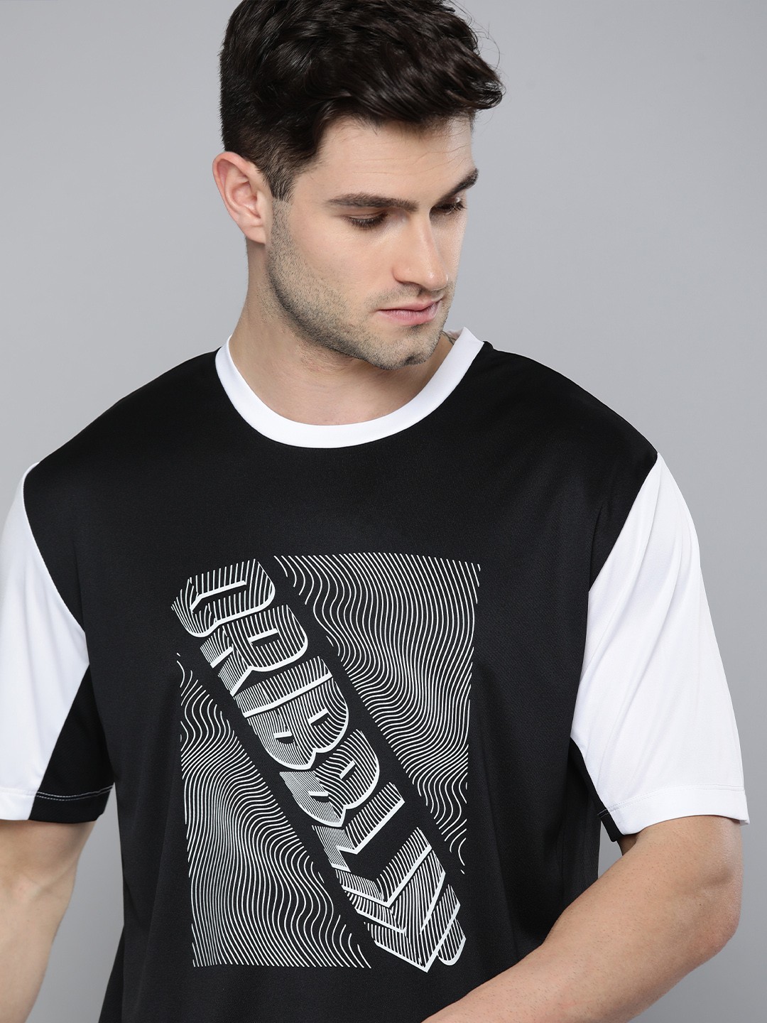 HRX By Hrithik Roshan Men Jet Black & Optic White Typography Rapid-Dry Basketball T-shirt
HRX By Hrithik Roshan Men Jet Black & Optic White Typography Rapid-Dry Basketball T-shirt
