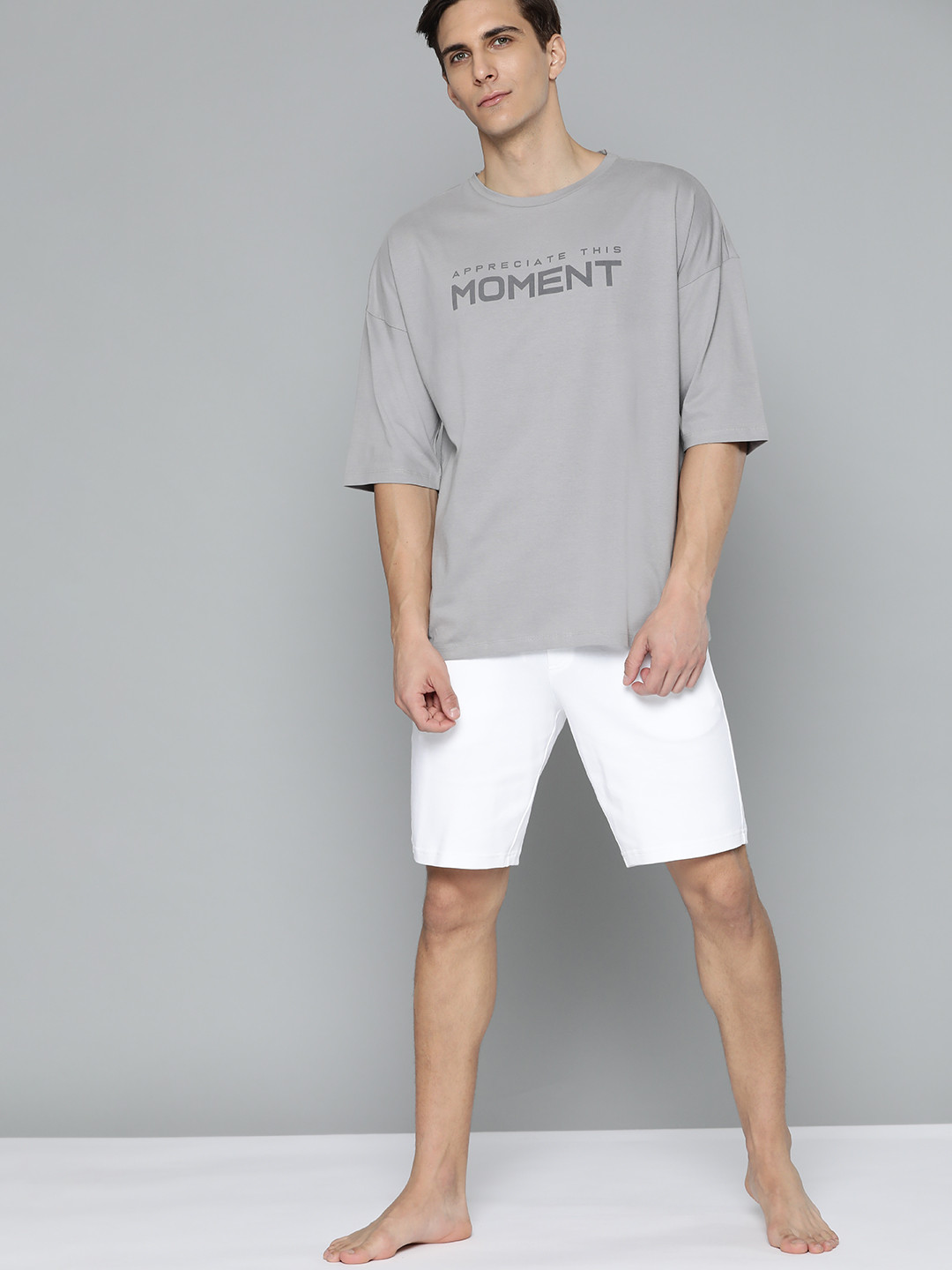 HRX by Hrithik Roshan Men Grey Typography Printed Drop-Shoulder Sleeves Pure Cotton Sustainable T-shirt 
HRX by Hrithik Roshan Men Grey Typography Printed Drop-Shoulder Sleeves Pure Cotton Sustainable T-shirt