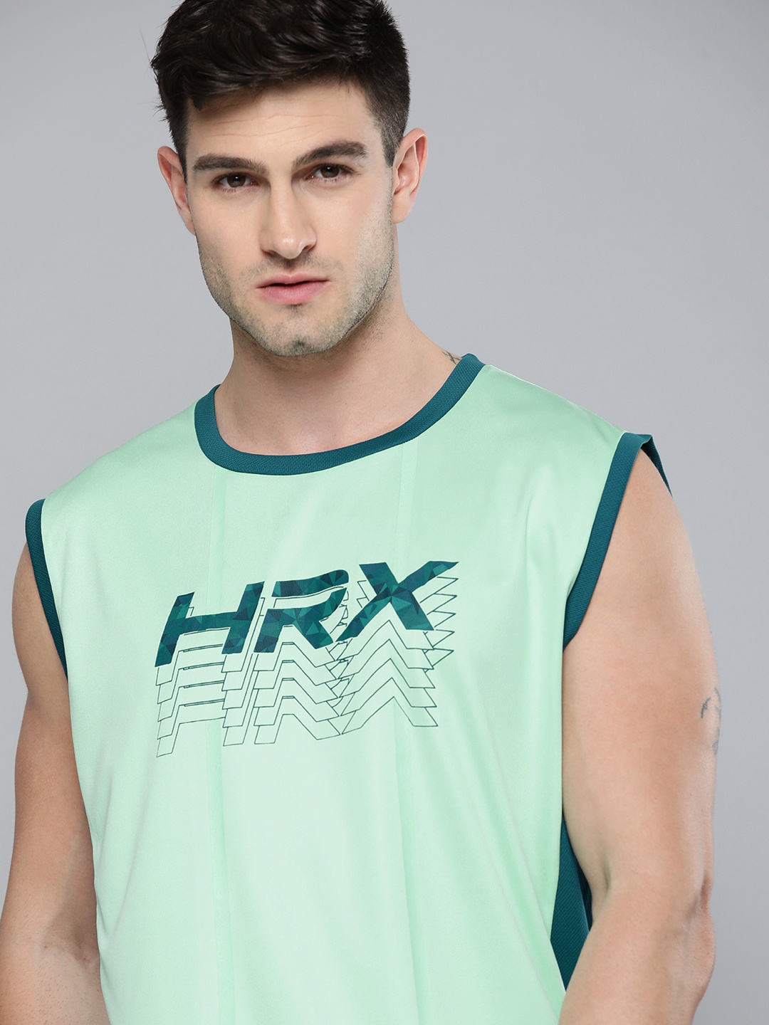 HRX By Hrithik Roshan Men Deep Ocean Rapid-Dry Brand Carrier Basketball T-shirt, Sea green
HRX By Hrithik Roshan Men Deep Ocean Rapid-Dry Brand Carrier Basketball T-shirt, Sea green
