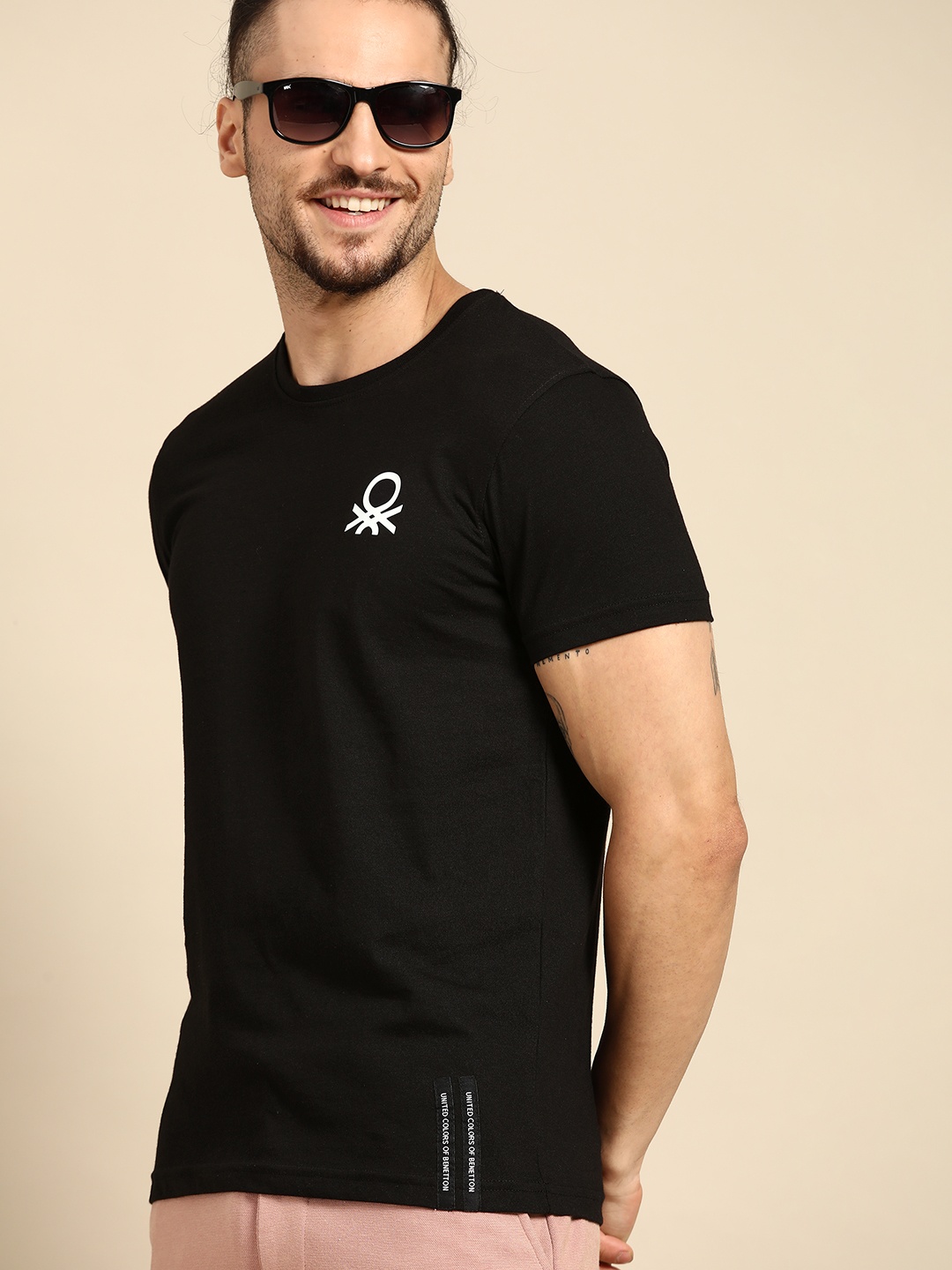 United Colors of Benetton Men Black Solid T-shirt