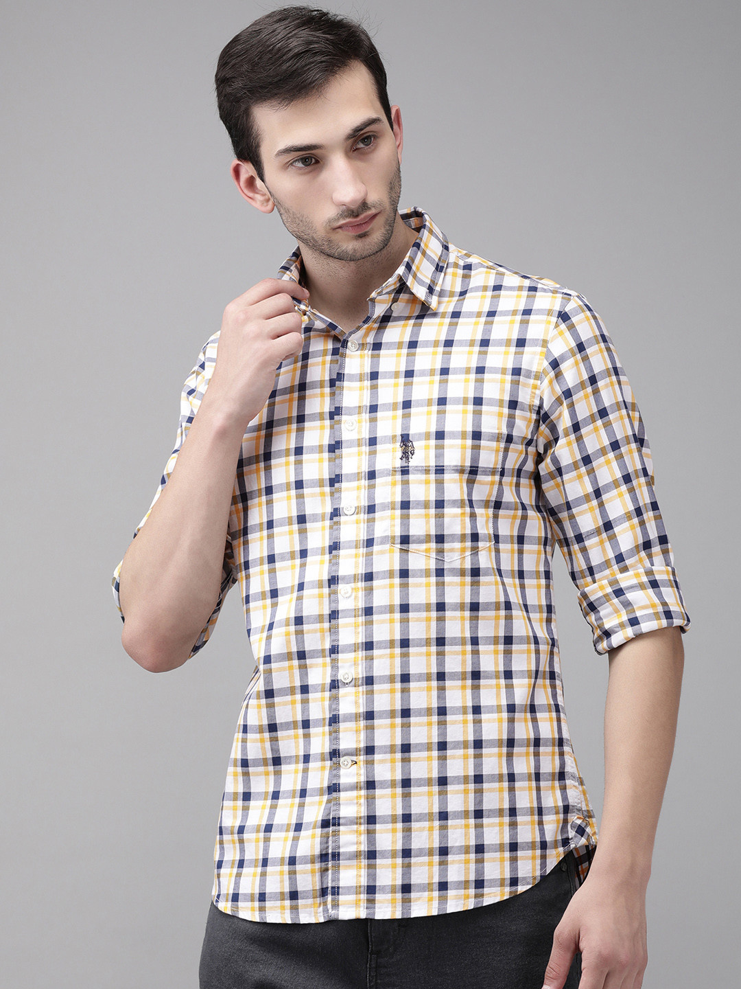 U S Polo Assn Men White & Navy Blue Tailored Fit Tartan Checked Opaque Cotton Casual Shirt
U S Polo Assn Men White & Navy Blue Tailored Fit Tartan Checked Opaque Cotton Casual Shirt