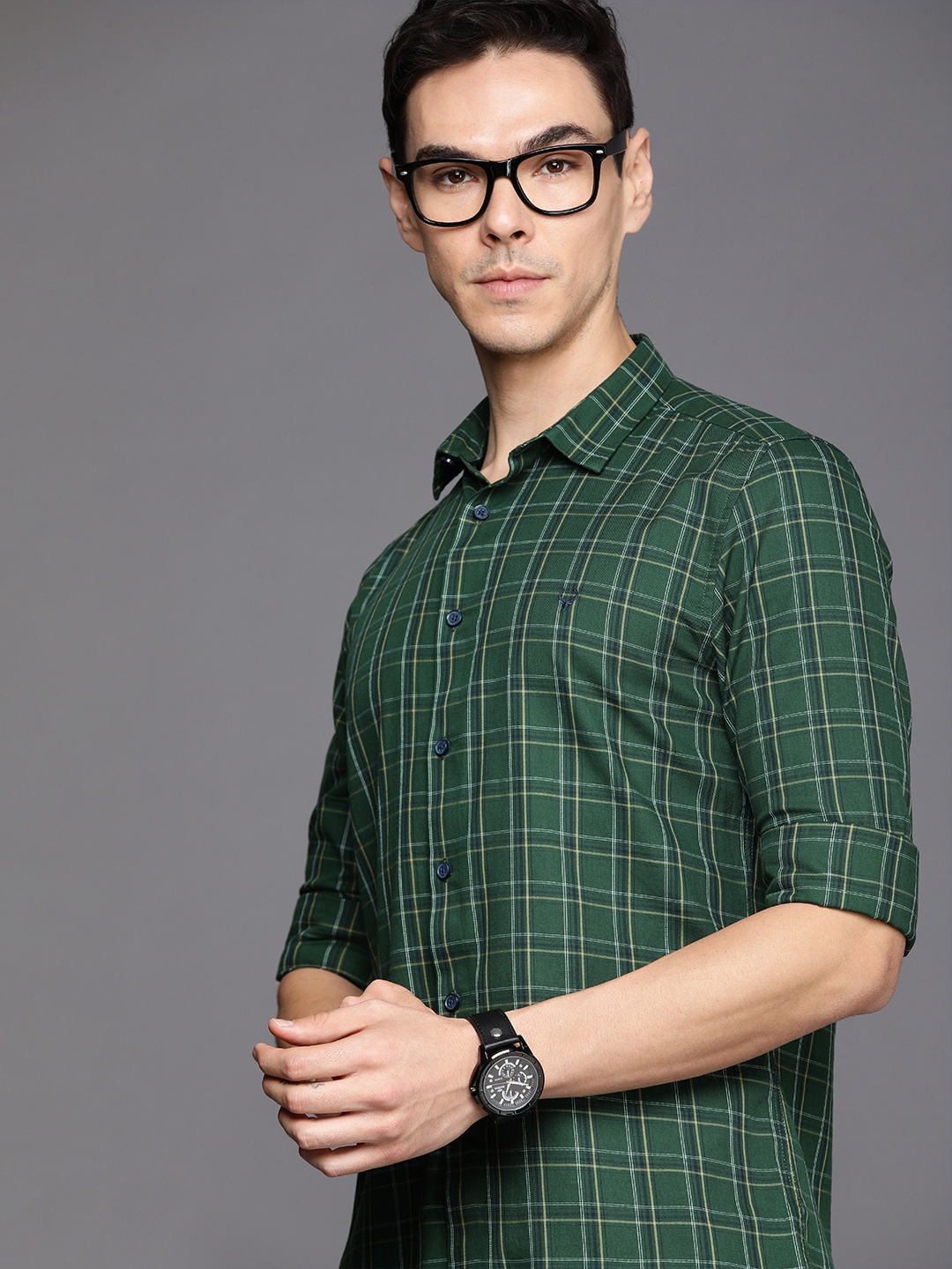 Allen Solly Sport Men Green & Navy Blue Ultra Slim Fit Tartan Checks Opaque Casual Shirt
Allen Solly Sport Men Green & Navy Blue Ultra Slim Fit Tartan Checks Opaque Casual Shirt