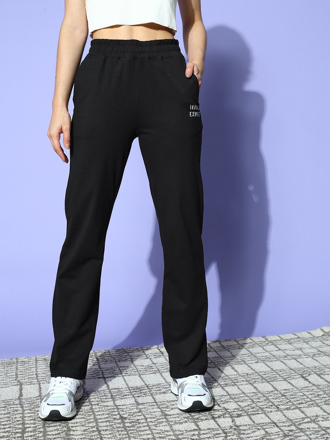 HRX by Hrithik Roshan Women Black Pure Cotton Solid Flare Fit Yoga Sustainable Track Pants
HRX by Hrithik Roshan Women Black Pure Cotton Solid Flare Fit Yoga Sustainable Track Pants