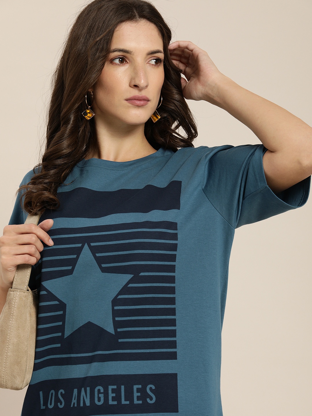 Difference of Opinion Women Blue Graphic Printed Pure Cotton Loose Pure Cotton T-shirt
Difference of Opinion Women Blue Graphic Printed Pure Cotton Loose Pure Cotton T-shirt