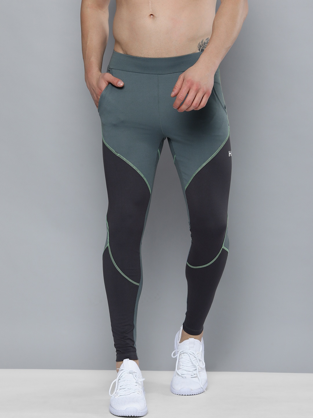 HRX By Hrithik Roshan Training Men Tone darker & Pewter Rapid-Dry colourblock Tights, Grey
HRX By Hrithik Roshan Training Men Tone darker & Pewter Rapid-Dry colourblock Tights, Grey