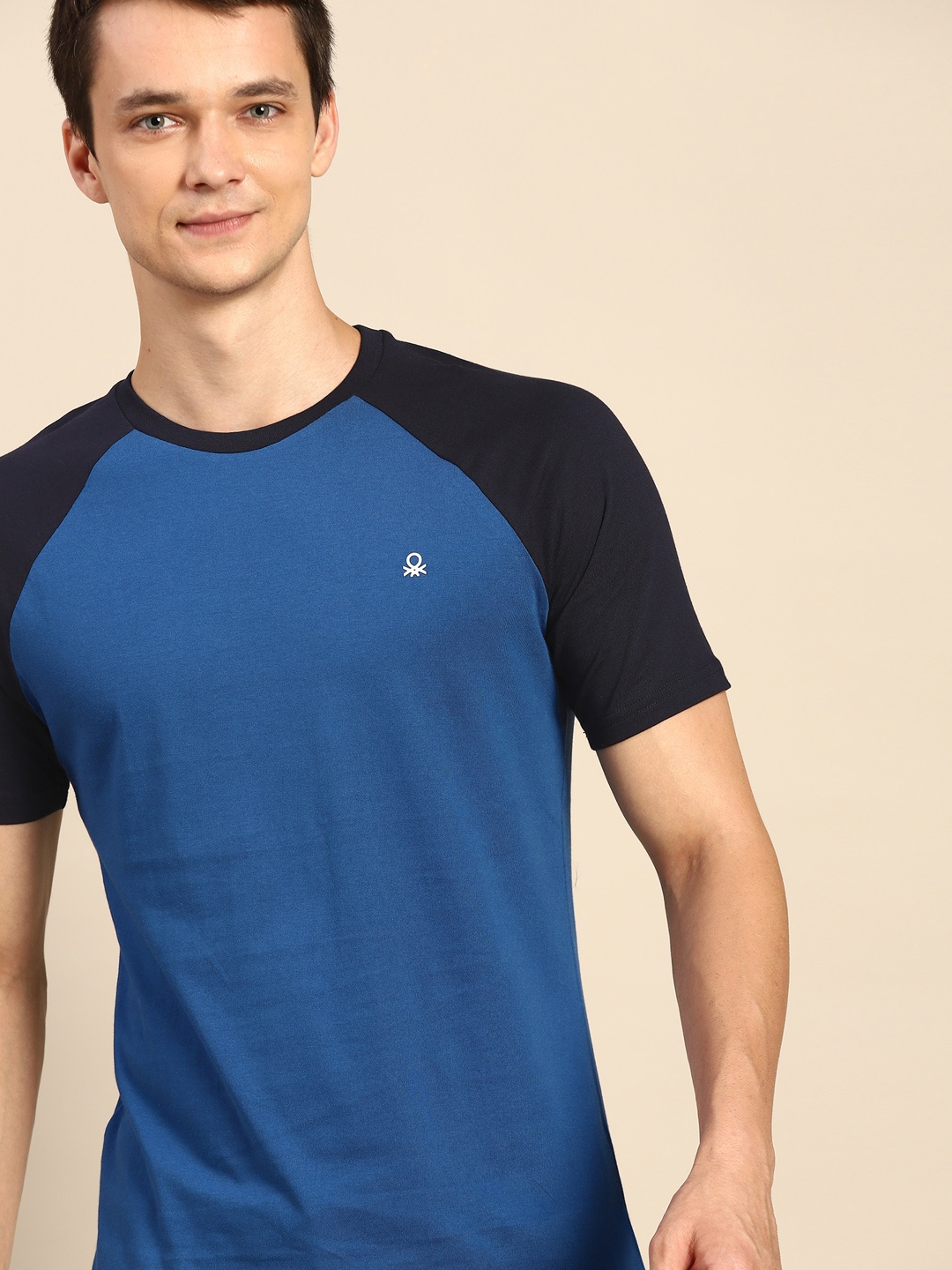 United Colors of Benetton Men Blue Pure Cotton Solid Pure Cotton T-shirt