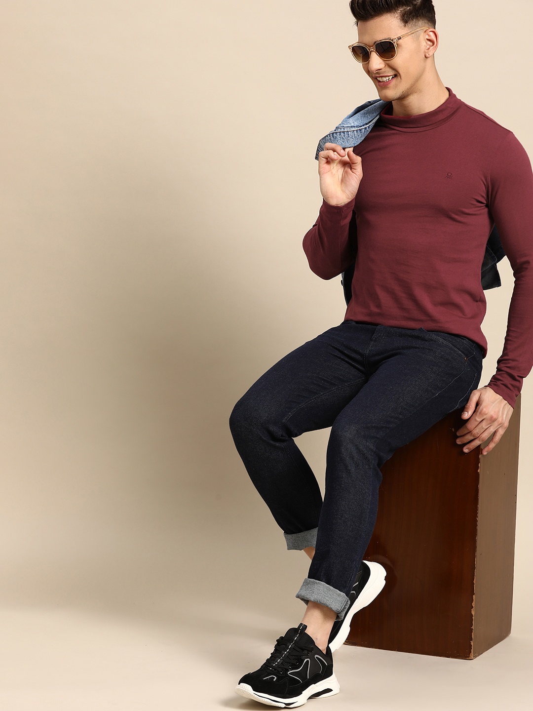 United Colors of Benetton Men Maroon Solid Pure Cotton Turtle Neck Pure Cotton T-shirt
United Colors of Benetton Men Maroon Solid Pure Cotton Turtle Neck Pure Cotton T-shirt