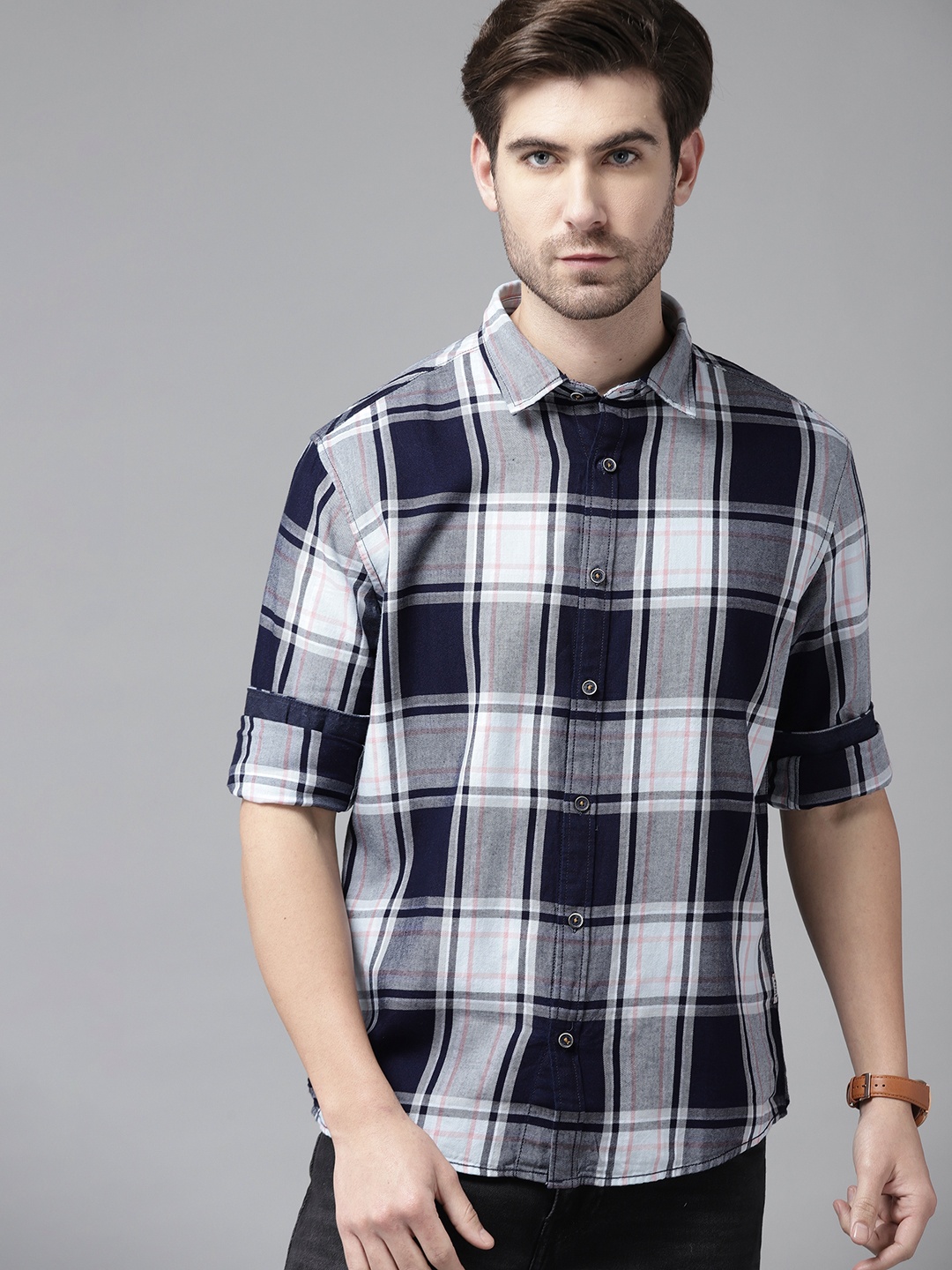 BEAT LONDON by PEPE JEANS Men Navy Blue Pure Cotton Slim Fit Tartan Checked Casual Shirt
BEAT LONDON by PEPE JEANS Men Navy Blue Pure Cotton Slim Fit Tartan Checked Casual Shirt