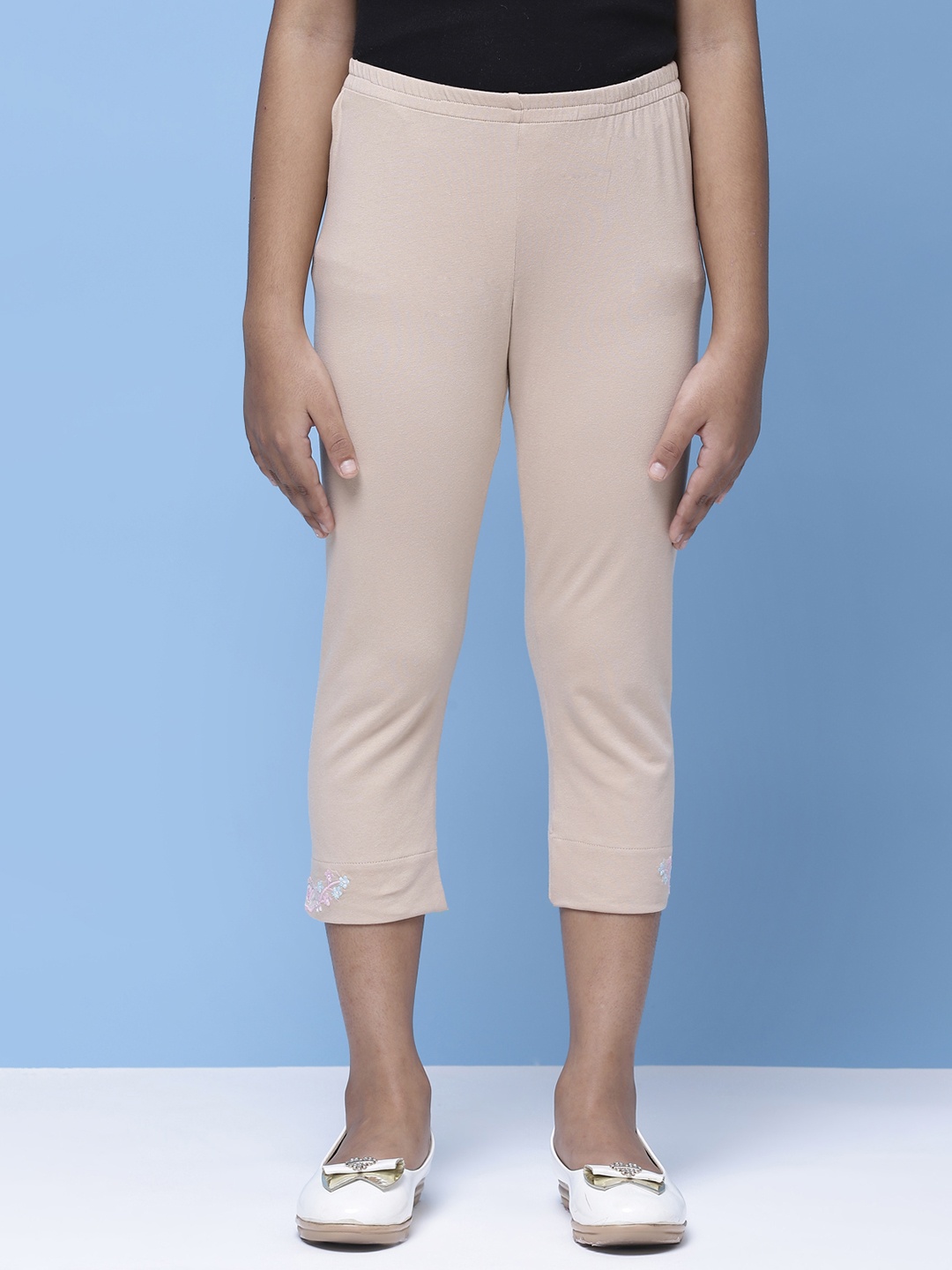Biba Girls Cream-Coloured Solid Slim Fit Capris