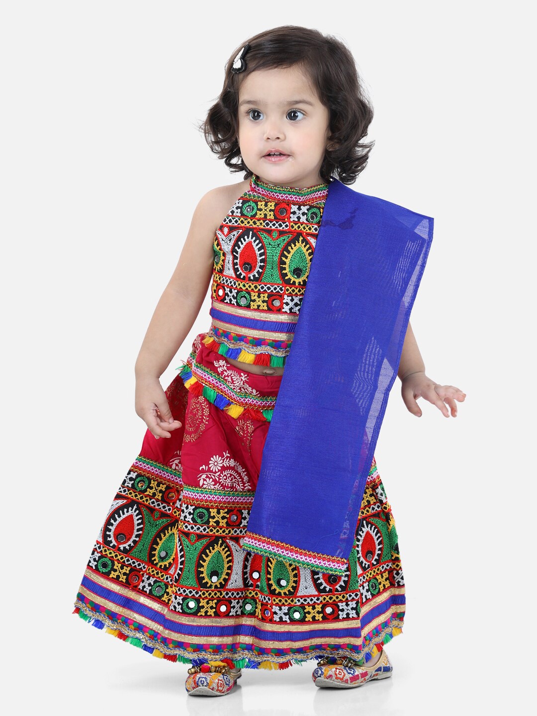 BownBee Girls Red & Navy Blue Embroidered Ready to Wear Lehenga & Blouse With Dupatta
BownBee Girls Red & Navy Blue Embroidered Ready to Wear Lehenga & Blouse With Dupatta