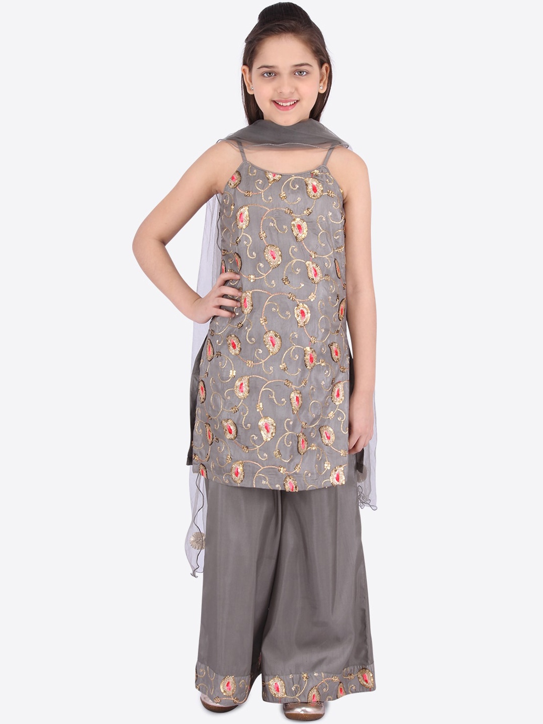 CUTECUMBER Girls Grey Floral Embroidered Regular Sequinned Kurti with Palazzos & With Dupatta
CUTECUMBER Girls Grey Floral Embroidered Regular Sequinned Kurti with Palazzos & With Dupatta
