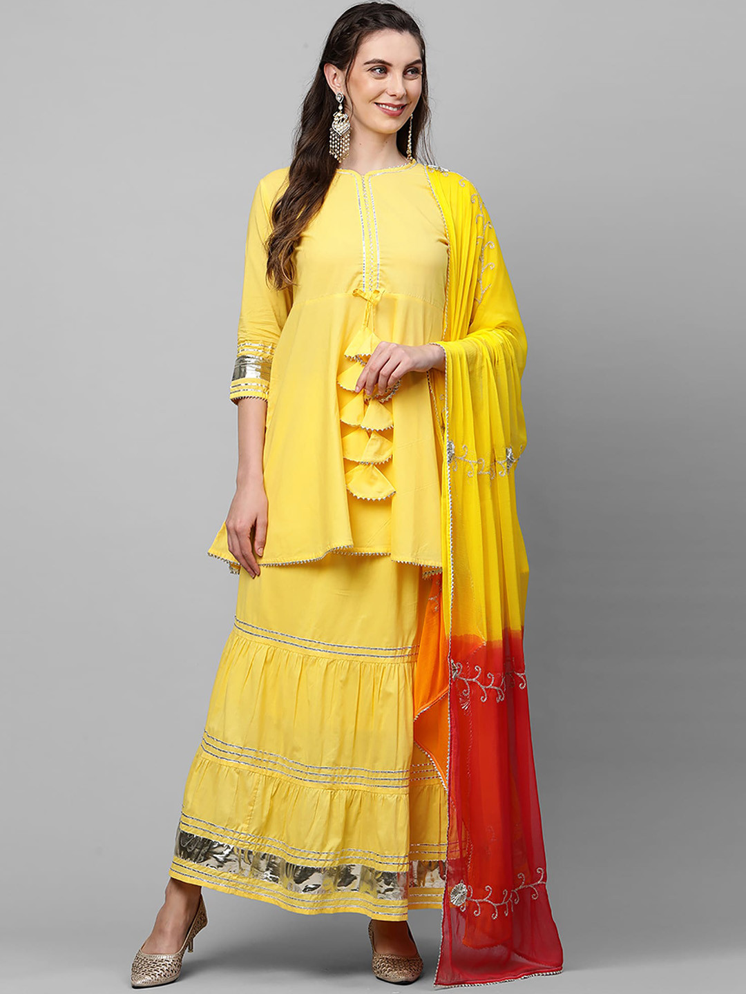 Indo Era Women Yellow Regular Gotta Patti Pure Cotton Kurta with Skirt & With Dupatta
Indo Era Women Yellow Regular Gotta Patti Pure Cotton Kurta with Skirt & With Dupatta