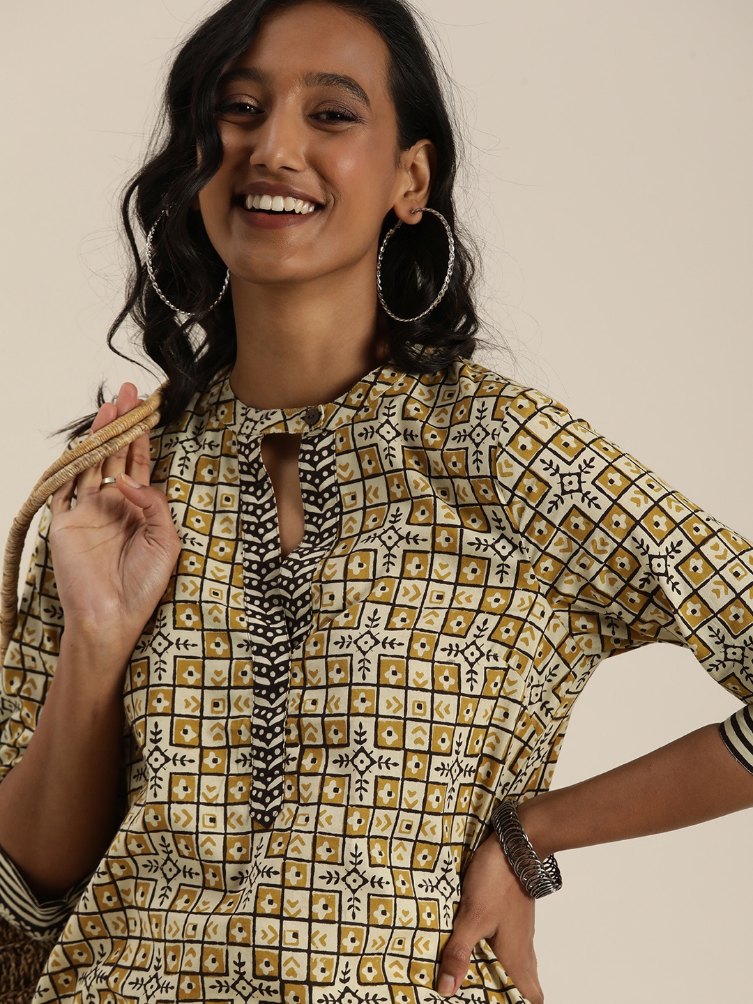 Taavi Women Beige & Mustard Yellow Bagru Hand Block Printed Pure Cotton Susutainable Kurta
Taavi Women Beige & Mustard Yellow Bagru Hand Block Printed Pure Cotton Susutainable Kurta