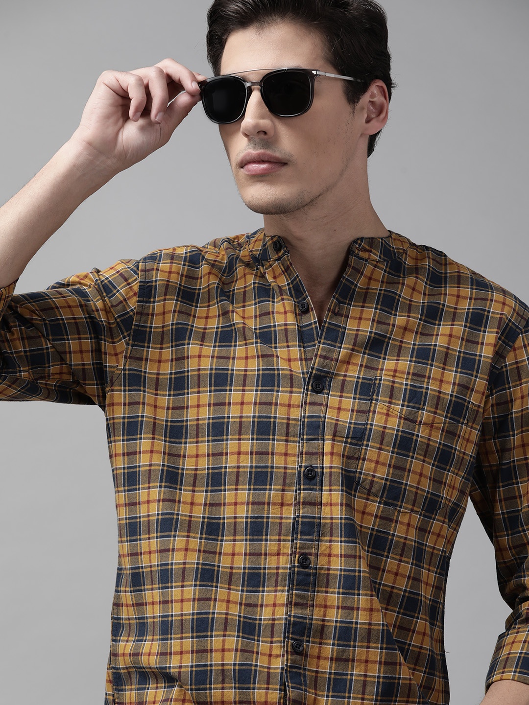 Roadster Men Mustard Yellow & Navy Blue Tartan Checks Checked Pure Cotton Casual Shirt
Roadster Men Mustard Yellow & Navy Blue Tartan Checks Checked Pure Cotton Casual Shirt