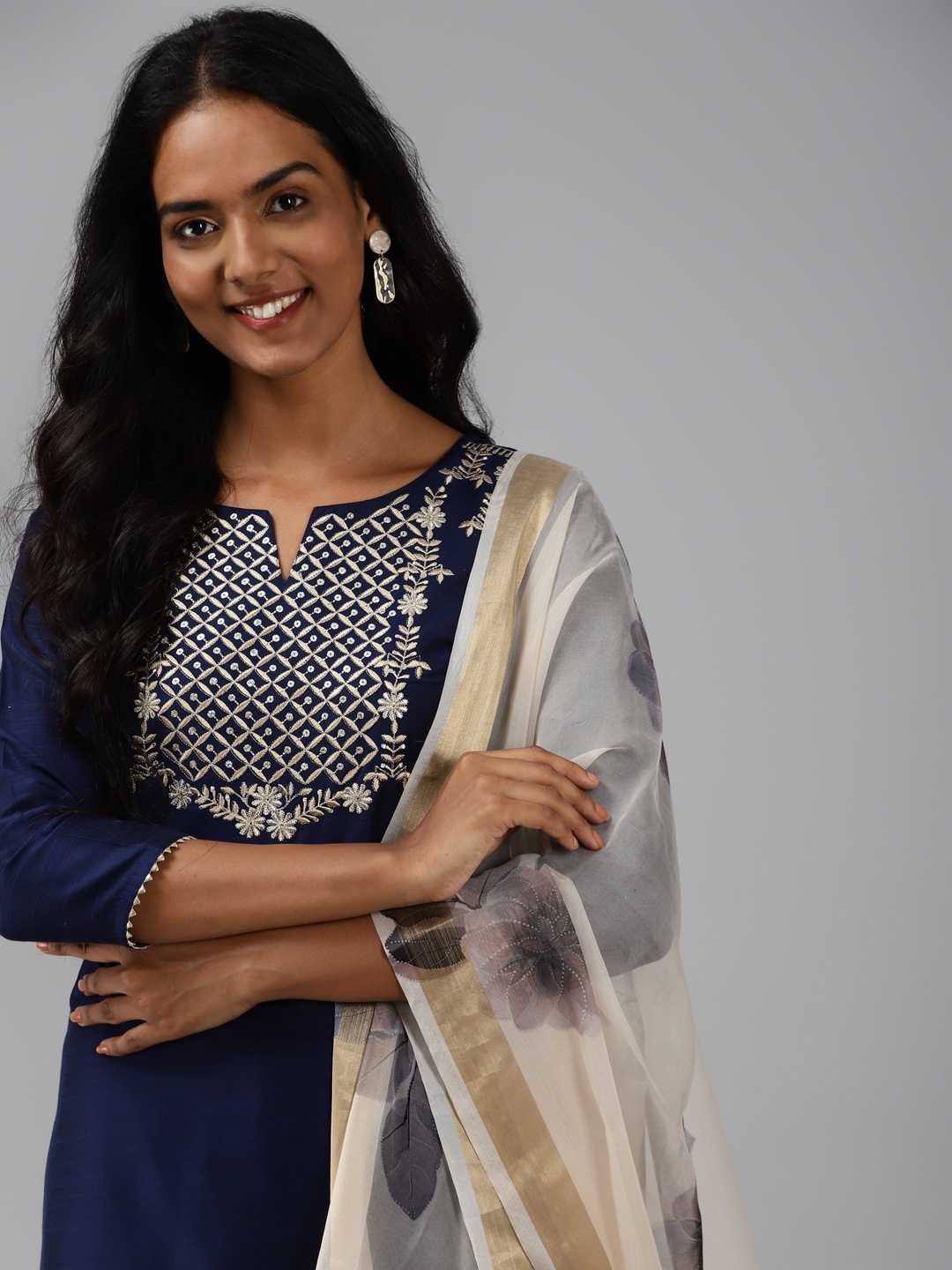 Indo Era Women Navy Blue Floral Yoke Design Chanderi Silk Kurta with Palazzos & Dupatta
Indo Era Women Navy Blue Floral Yoke Design Chanderi Silk Kurta with Palazzos & Dupatta