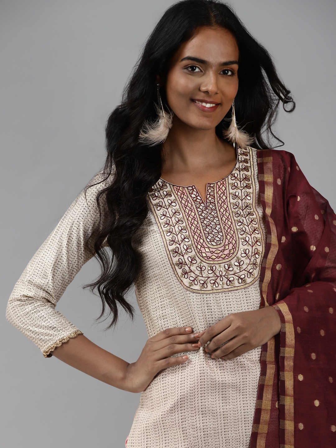 Indo Era Women Off White Floral Embroidered Regular Sequinned Liva Kurta with Trousers & With Dupatta
Indo Era Women Off White Floral Embroidered Regular Sequinned Liva Kurta with Trousers & With Dupatta