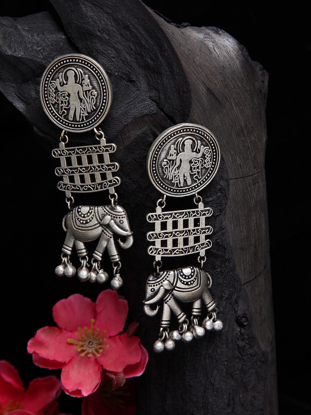 Moedbuille Gunmetal-Toned Silver-Plated Oxidised Drop Earrings, Metallic
