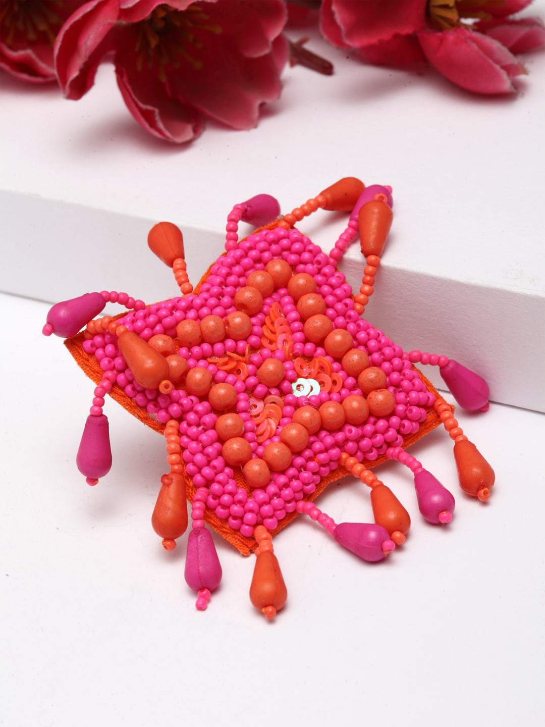 Moedbuille Pink & Orange Pearls and Sequins Studded Handcrafted Adjustable Finger Ring
Moedbuille Pink & Orange Pearls and Sequins Studded Handcrafted Adjustable Finger Ring