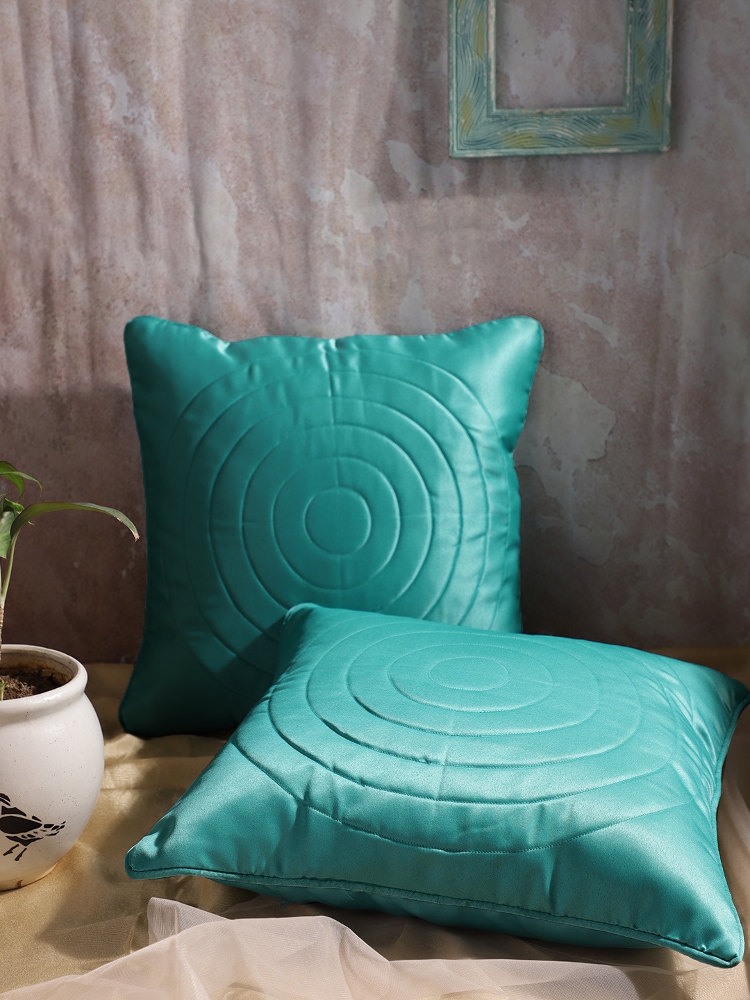 House of Pataudi Set of 2 Turquoise Blue Circle Patterned Jashn Square Cushion Covers
House of Pataudi Set of 2 Turquoise Blue Circle Patterned Jashn Square Cushion Covers