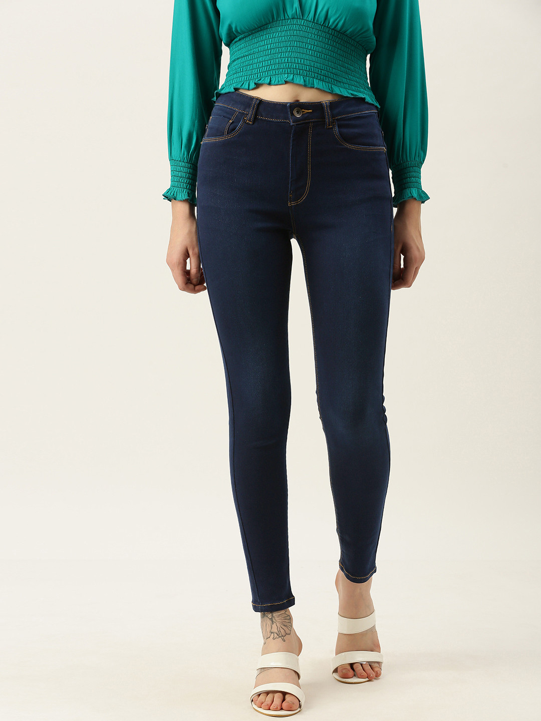 Flying Machine Women Blue Veronica Skinny Fit Mid Rise Light Fade Stretchable Jeans 
Flying Machine Women Blue Veronica Skinny Fit Mid Rise Light Fade Stretchable Jeans