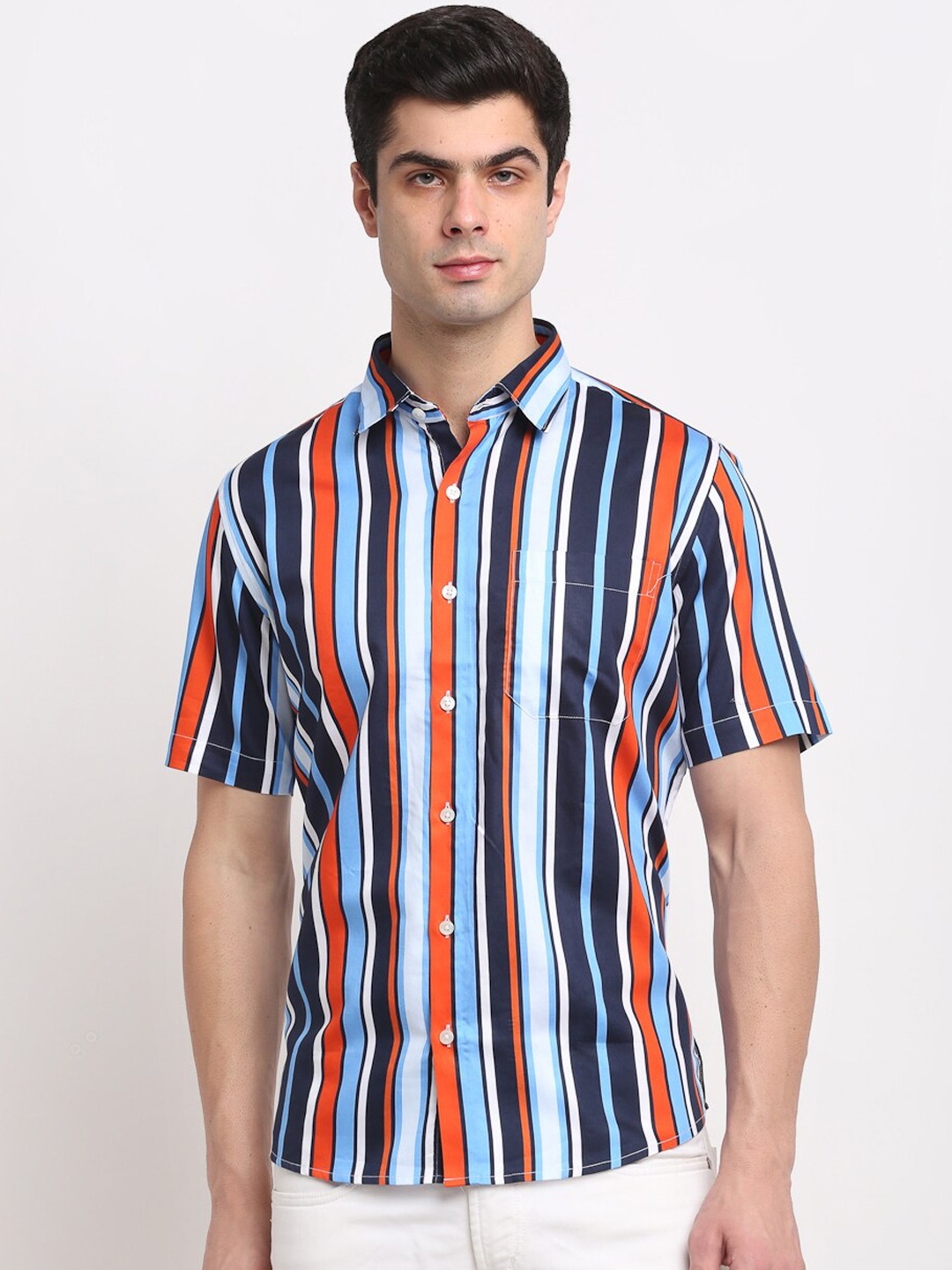 FINNOY Men Blue & White Striped Casual Shirt