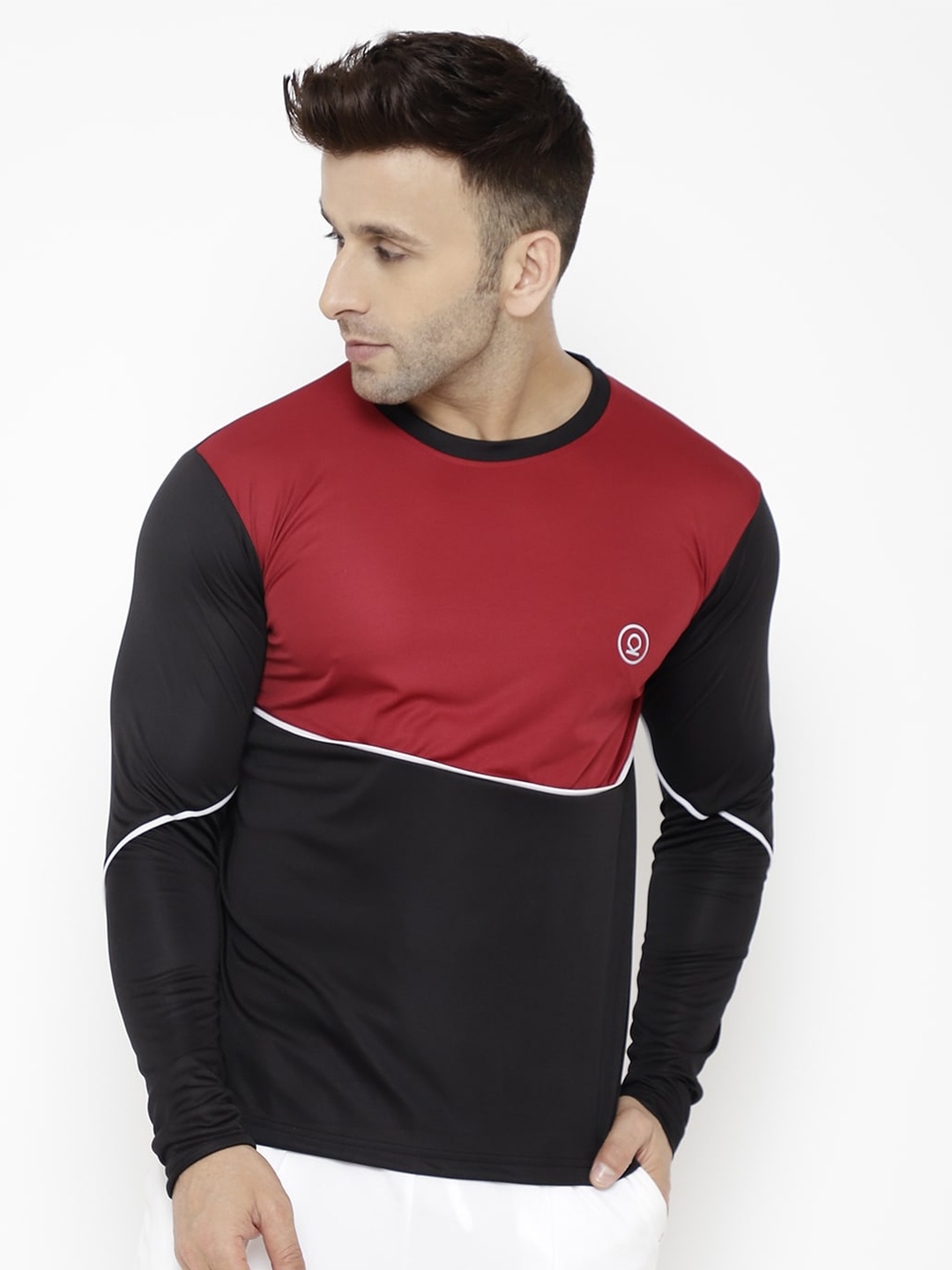 CHKOKKO Men Maroon & Black Colourblocked T-shirt