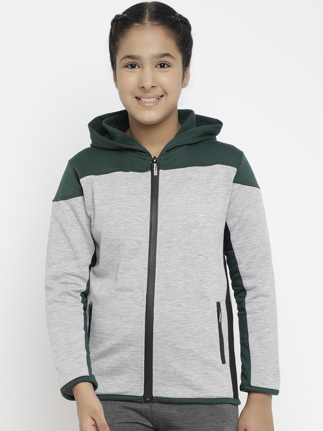 CHIMPRALA Girls Grey & Green Colourblocked Fleece Lightweight Antimicrobial Sporty Jacket
CHIMPRALA Girls Grey & Green Colourblocked Fleece Lightweight Antimicrobial Sporty Jacket
