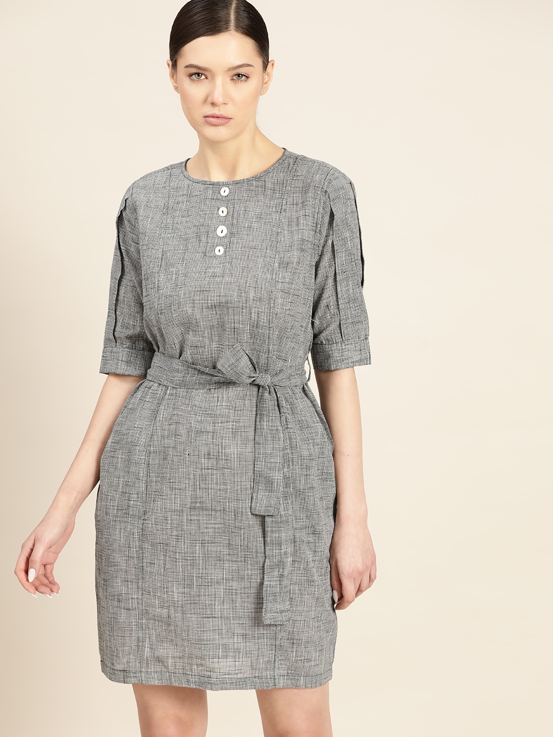 ether Kora Collection Black & White Handloom Sustainable Unbleached Fabric A-Line Dress
ether Kora Collection Black & White Handloom Sustainable Unbleached Fabric A-Line Dress