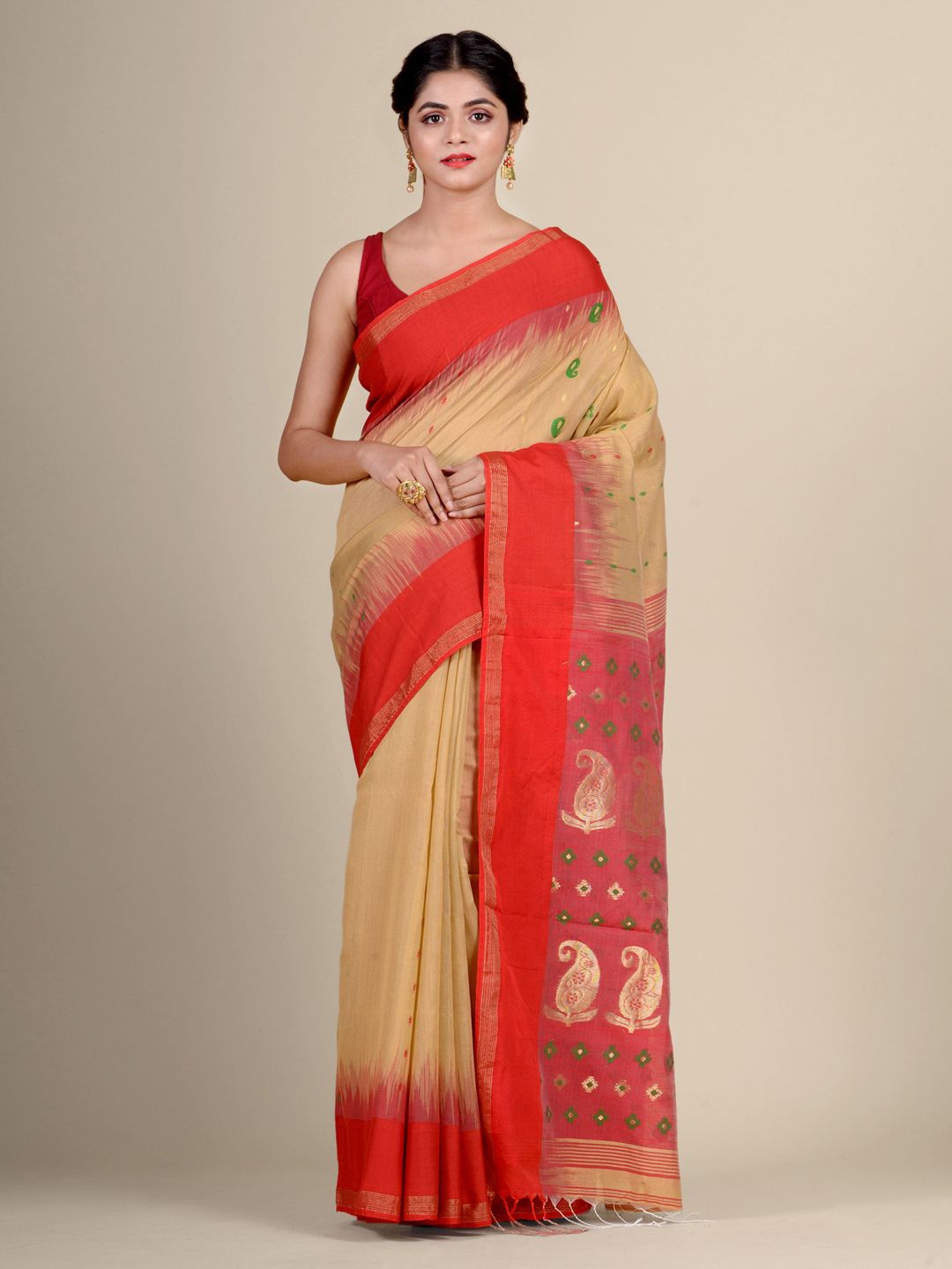 Charukriti Beige & Orange Floral Pure Cotton handwoven Saree